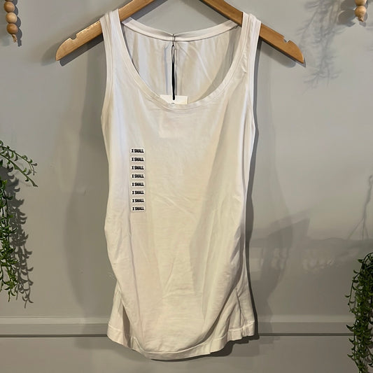 Active fitted scoop neck tank, White