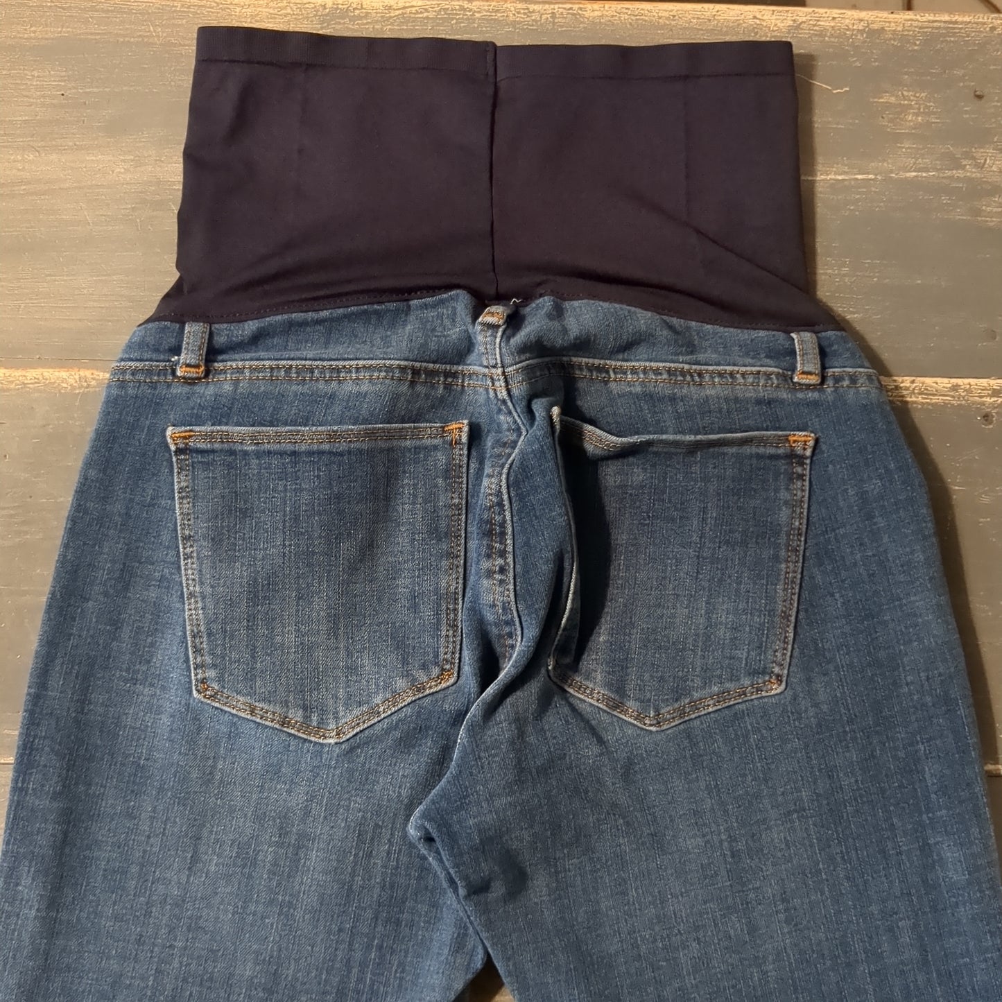 Full panel raw hem 24" skinny jeans, Medium wash
