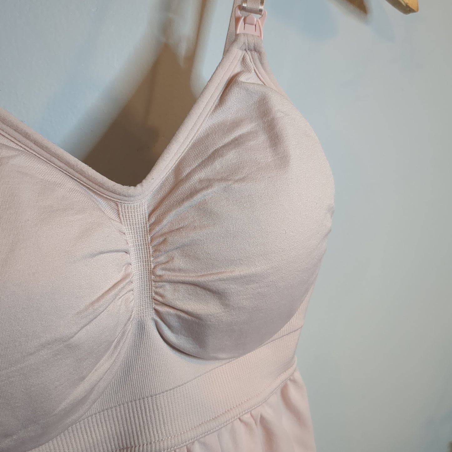 Semi-formed clasp strap stretchy cami, Pink -NF