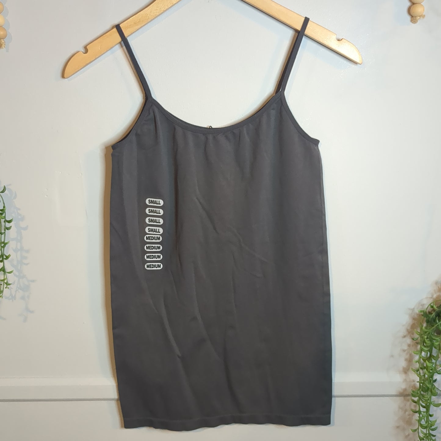 Strappy ultra stretch cami, Charcoal