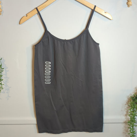 Strappy extra long stretch cami, Charcoal