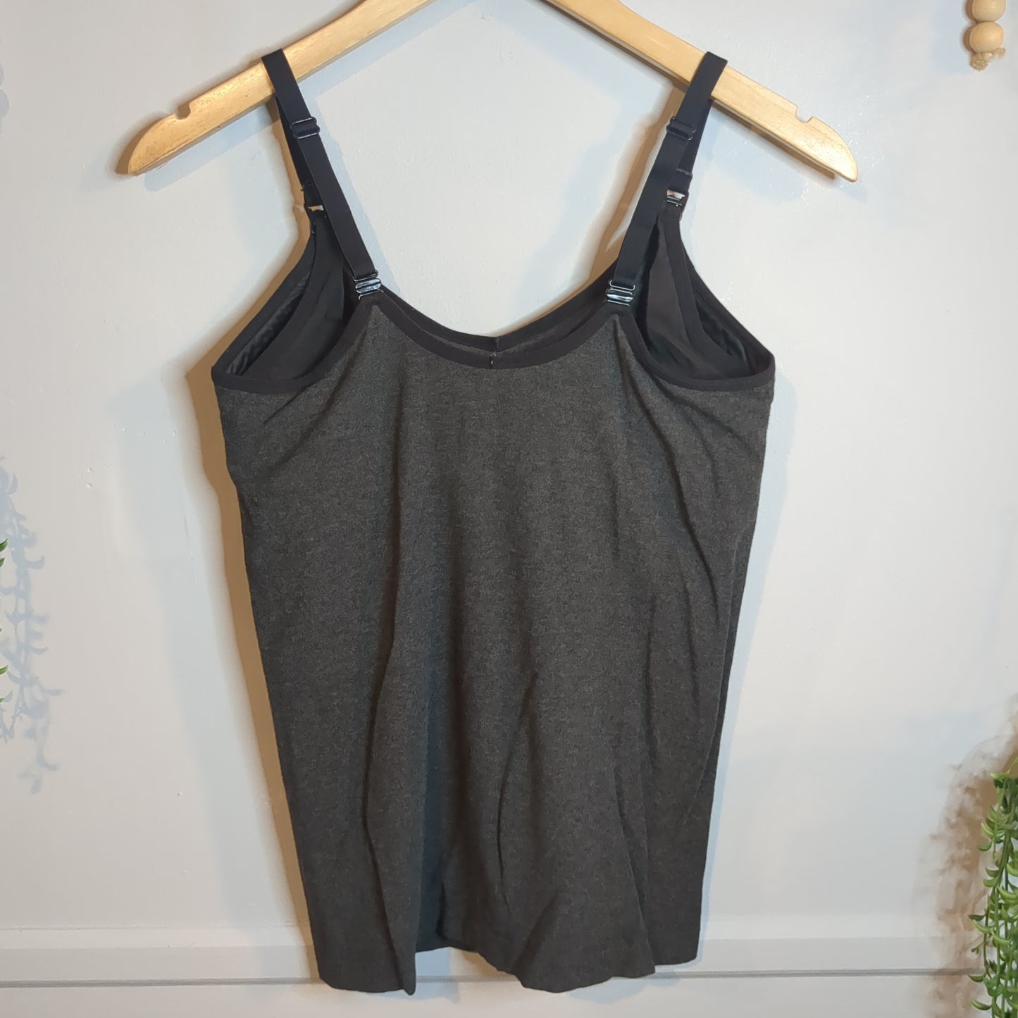 Semi-formed clasp strap shelf-bra cami, Charcoal -NF