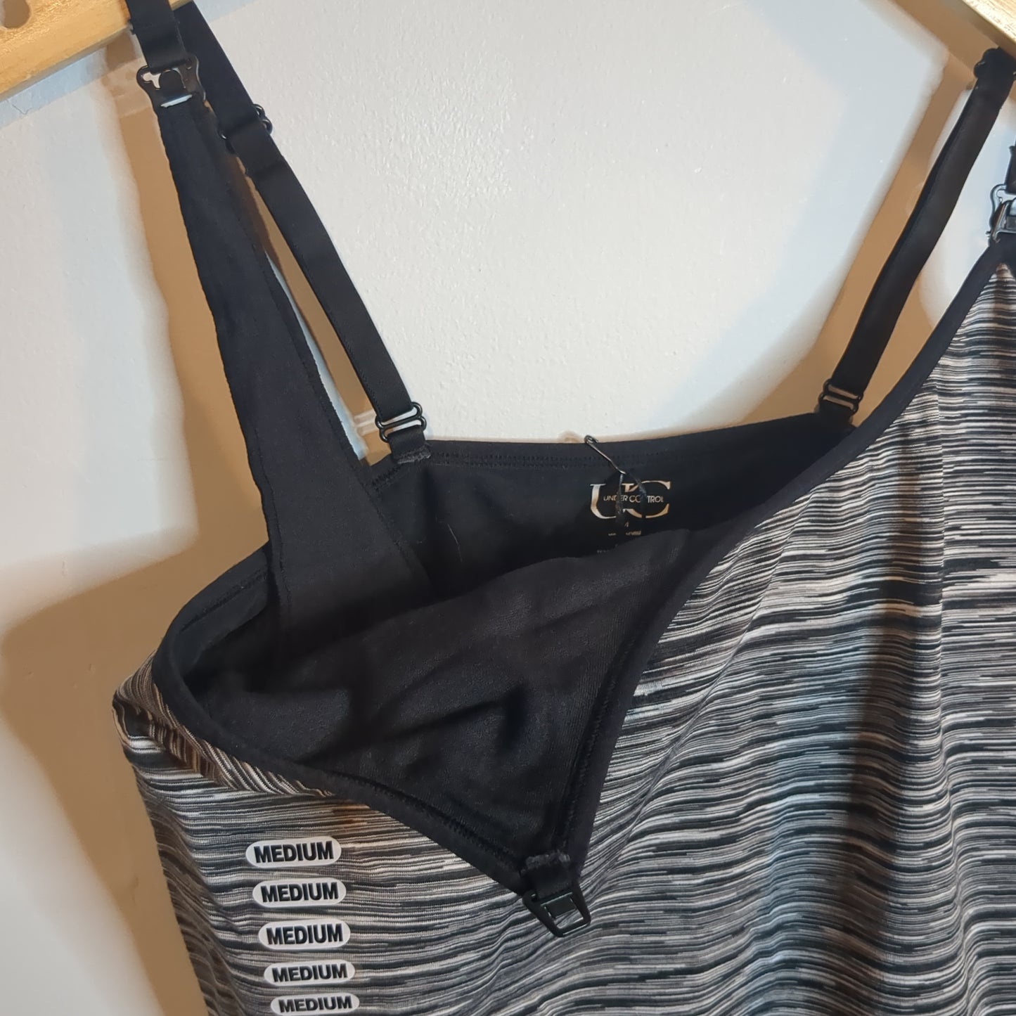 Adjustable clasp strap stretch cami, Black stripes -NF