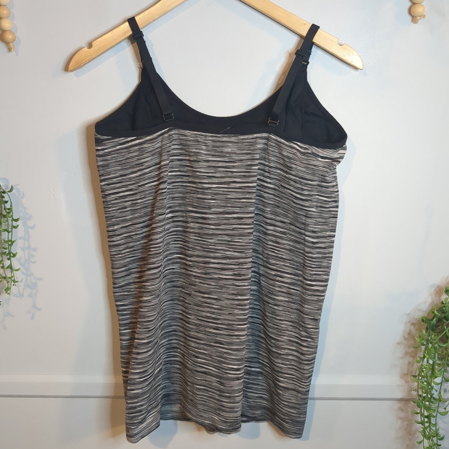 Adjustable clasp strap stretch cami, Black stripes -NF
