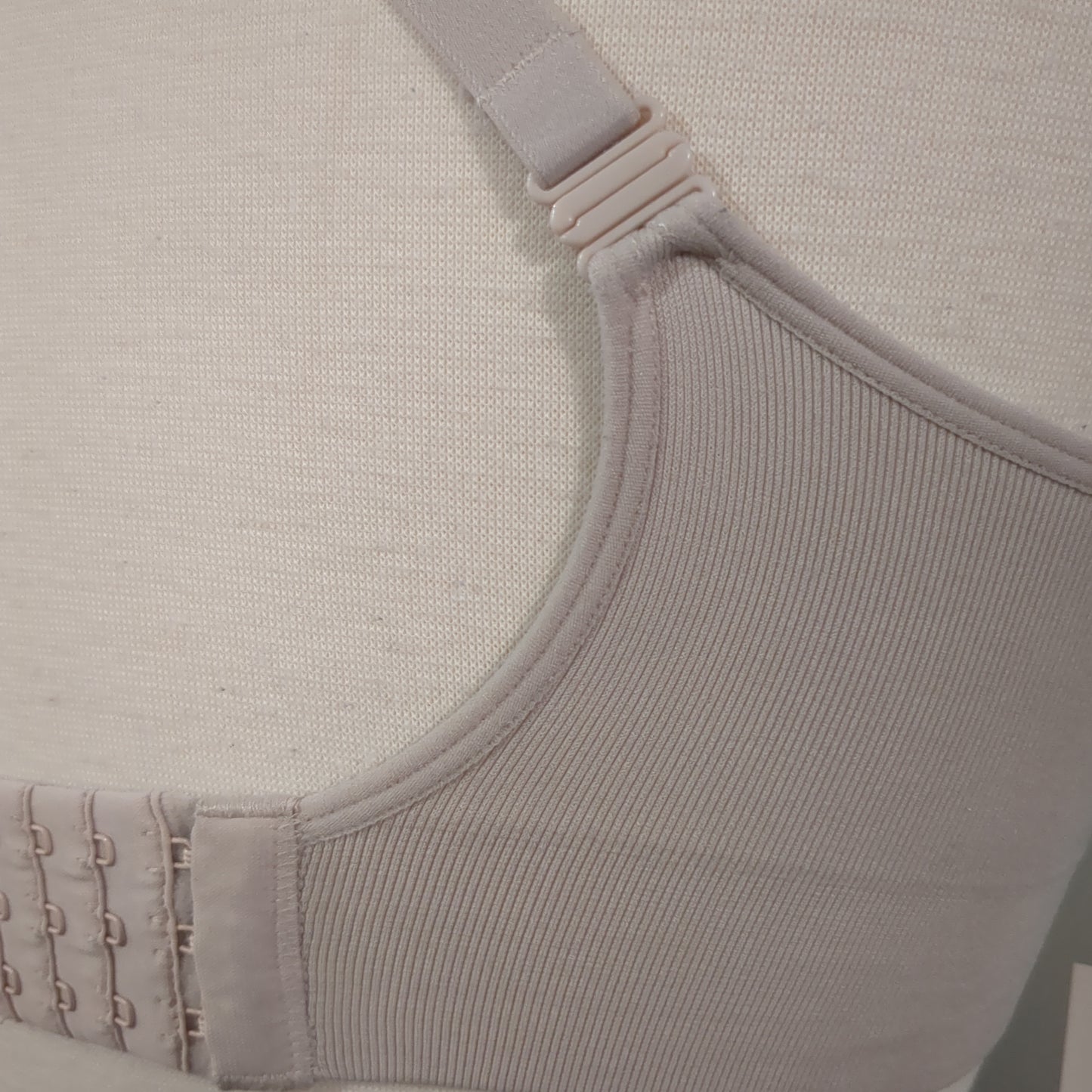 Clasp strap lightly lined stretchy nursing bra, Multi