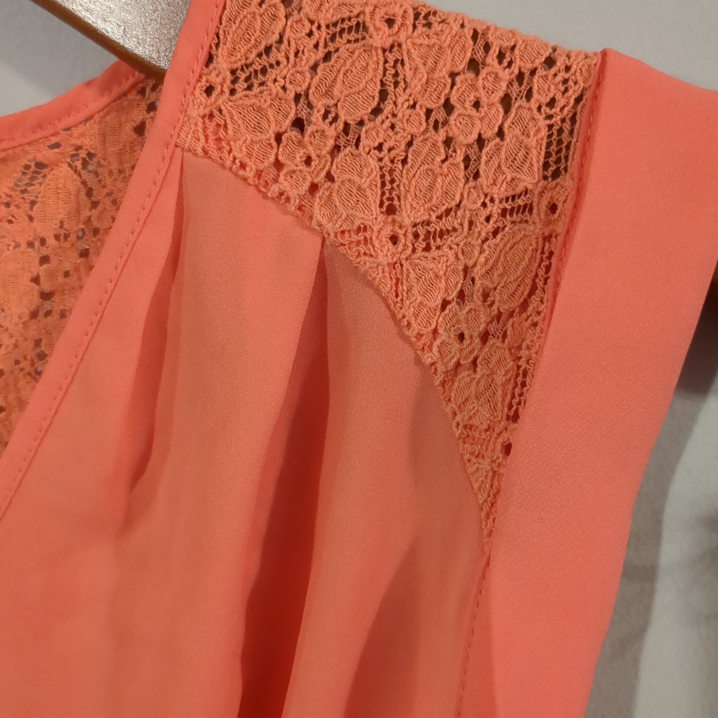 Cinched waist flowy SS blouse, Peach
