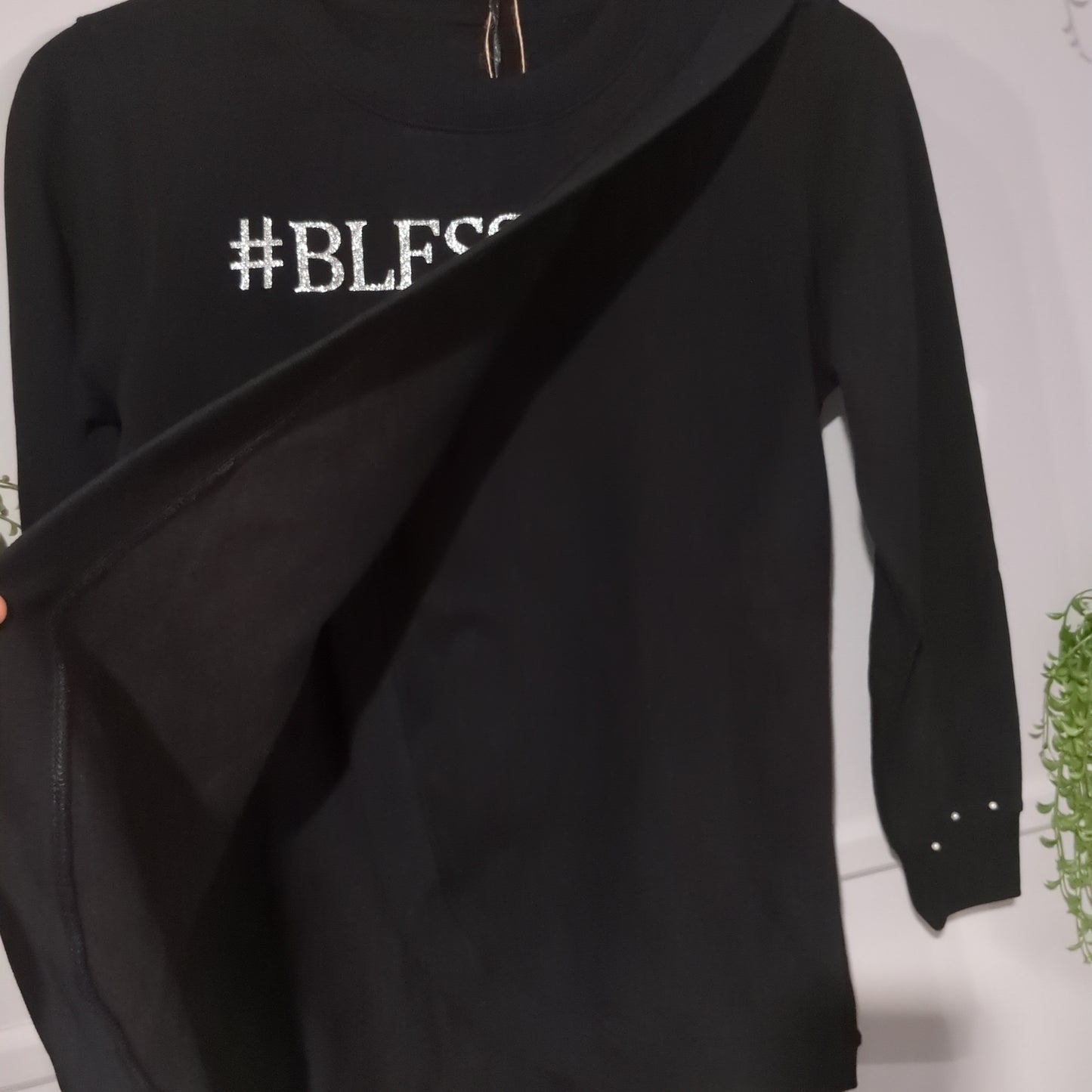 '#blessed' graphic w/ pearls LS nursing crew, Black *brand new* -NF