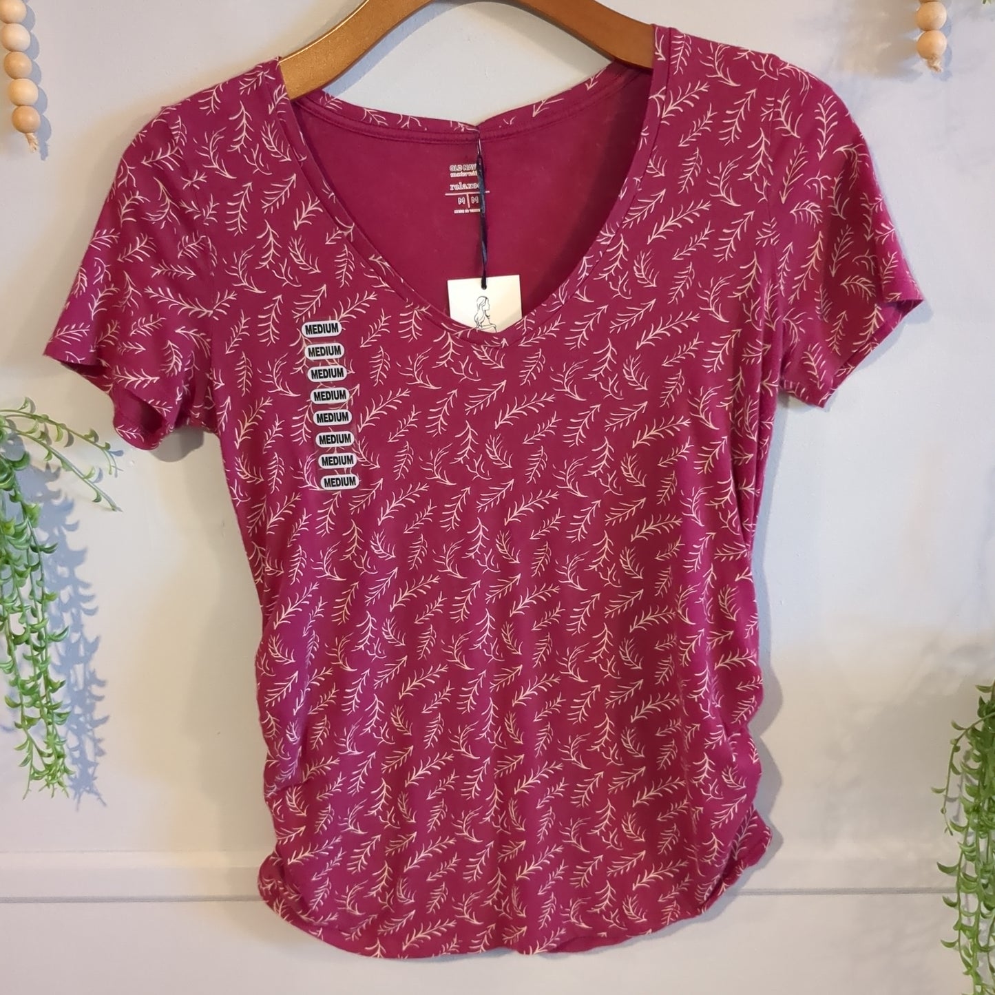 Essential fitted v-neck SS tee, Multi