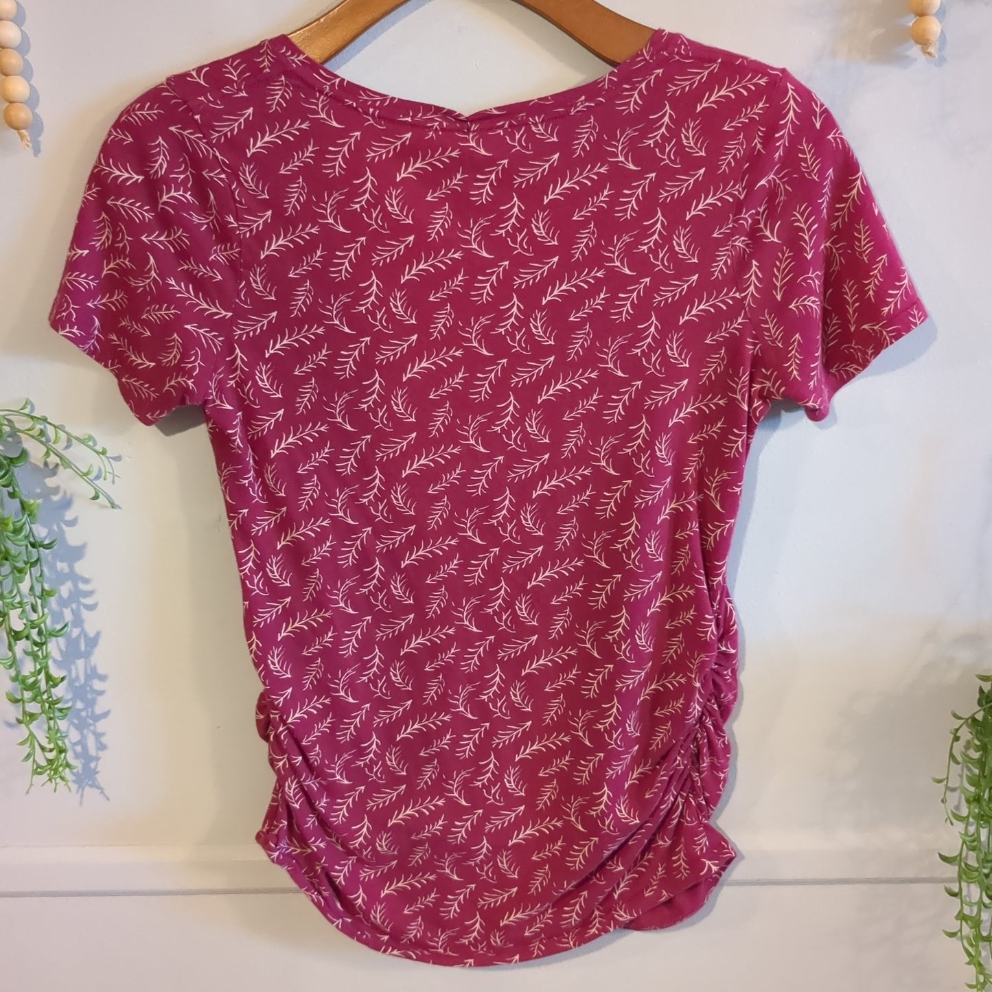 Essential fitted v-neck SS tee, Multi