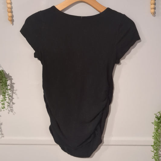 Vintage stye fitted v-neck SS tee, Multi