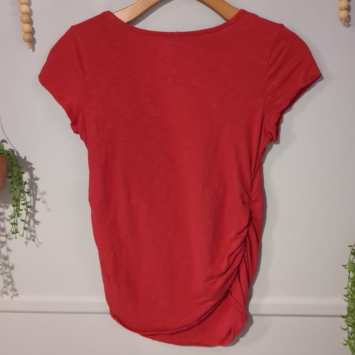 Vintage stye fitted v-neck SS tee, Multi