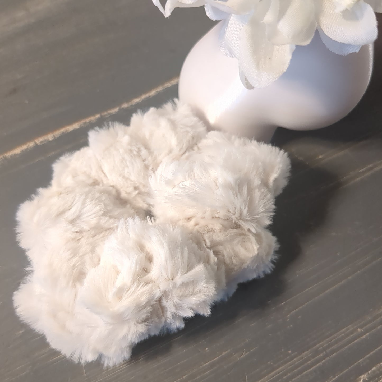 Faux fur oversized scrunchies, Asst'd