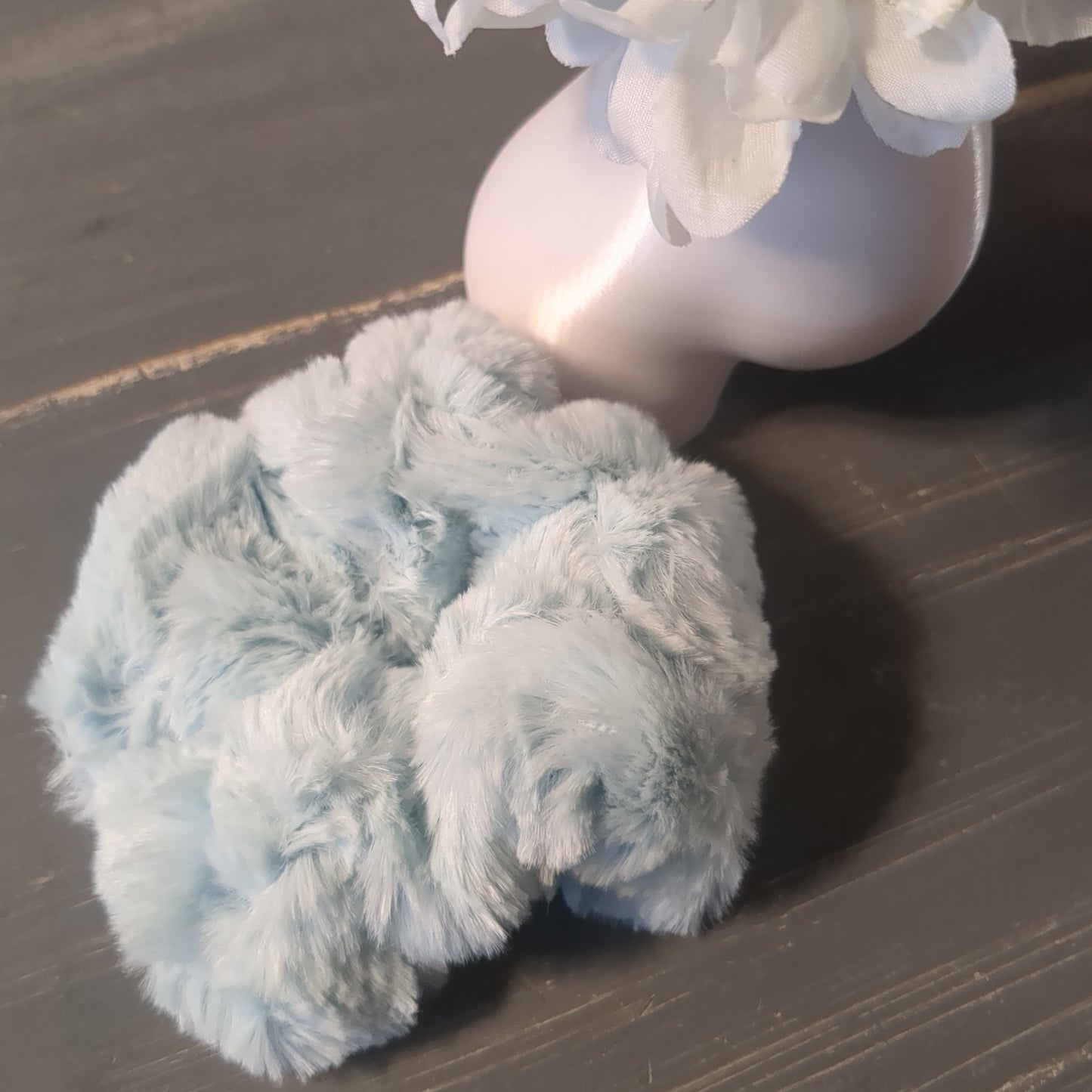 Faux fur oversized scrunchies, Asst'd
