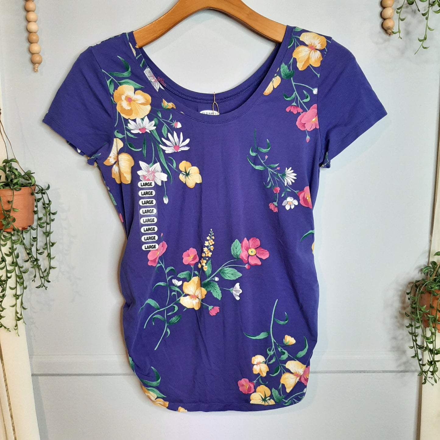 Essential fitted double scoop neck SS tee, Multi