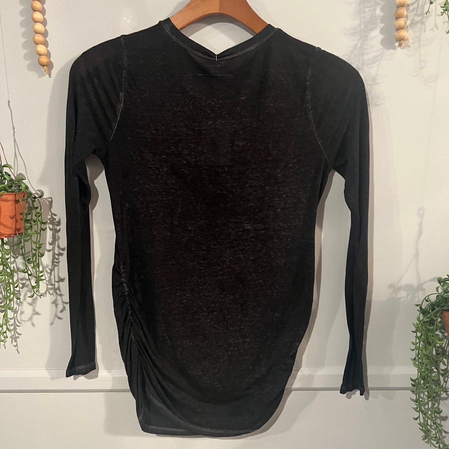 'Dear Santa... I can explain' LS graphic tee, Black