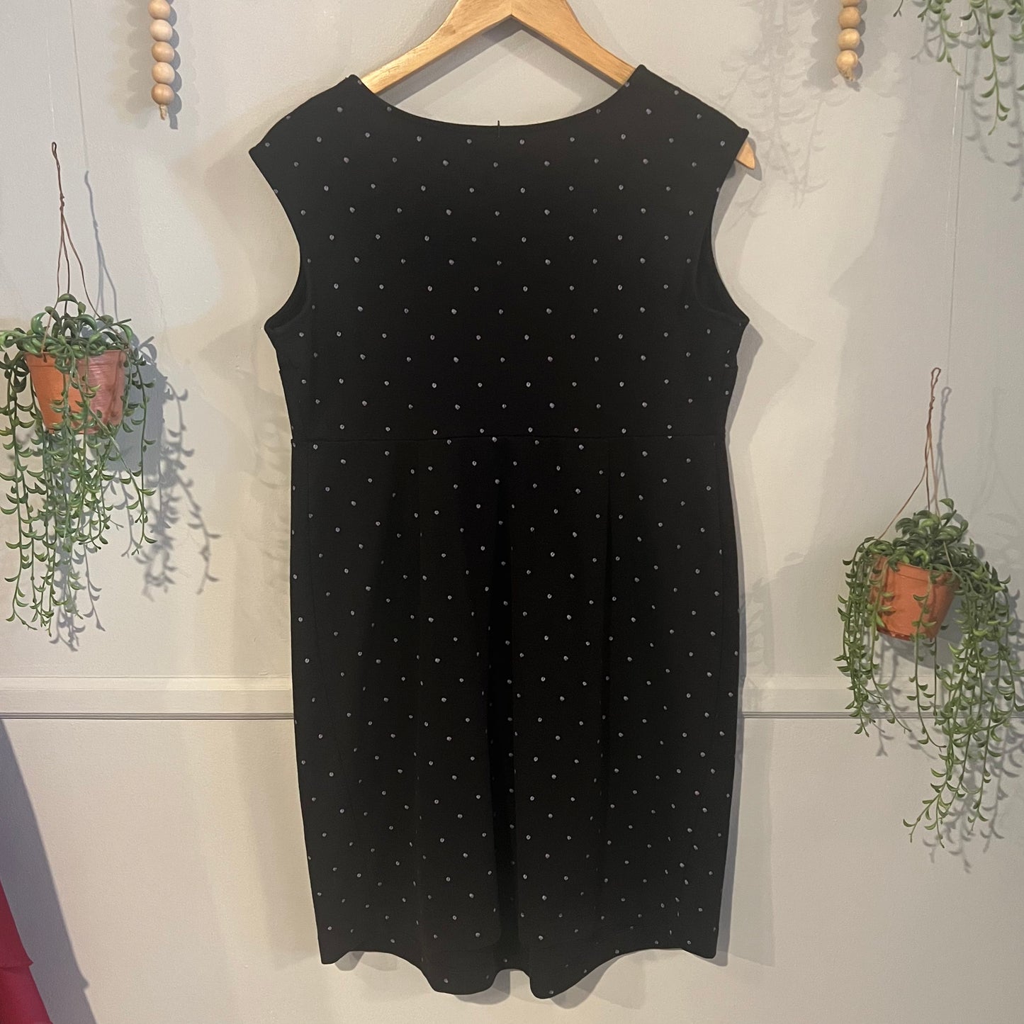 Pleated A-line tank mini dress, Black dots