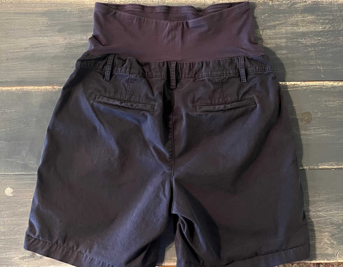 Relaxed fit casual full panel 7.5" shorts, Dark blue