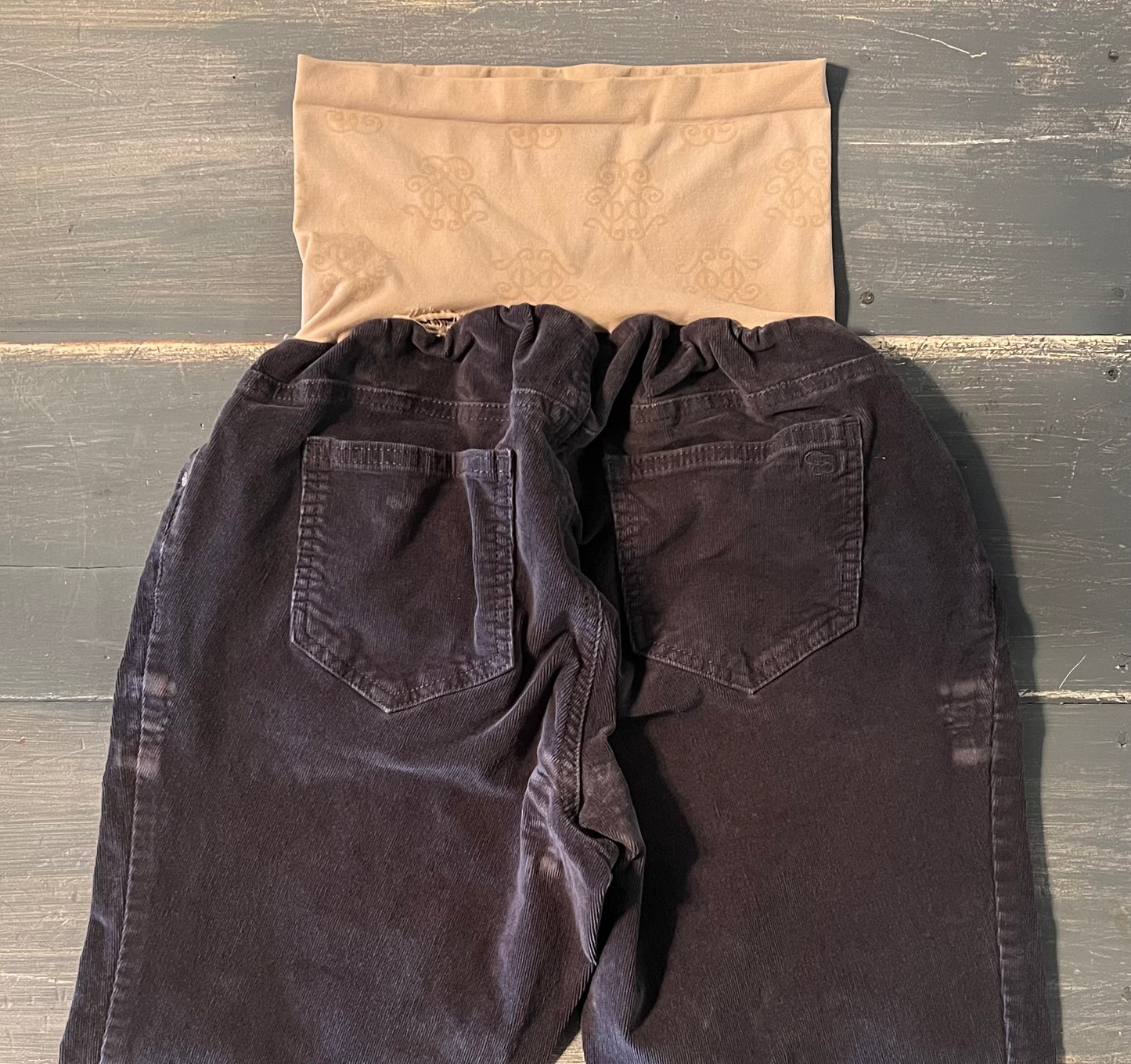 Corduroy full panel 26" skinny leg pant, Deep Grey