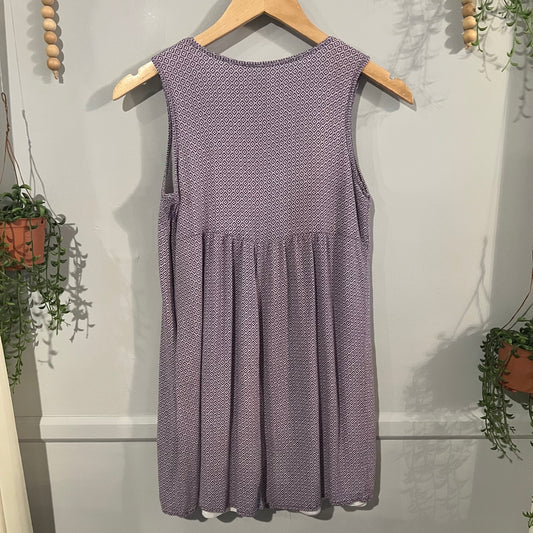 Accordion front flowy tank, Grape