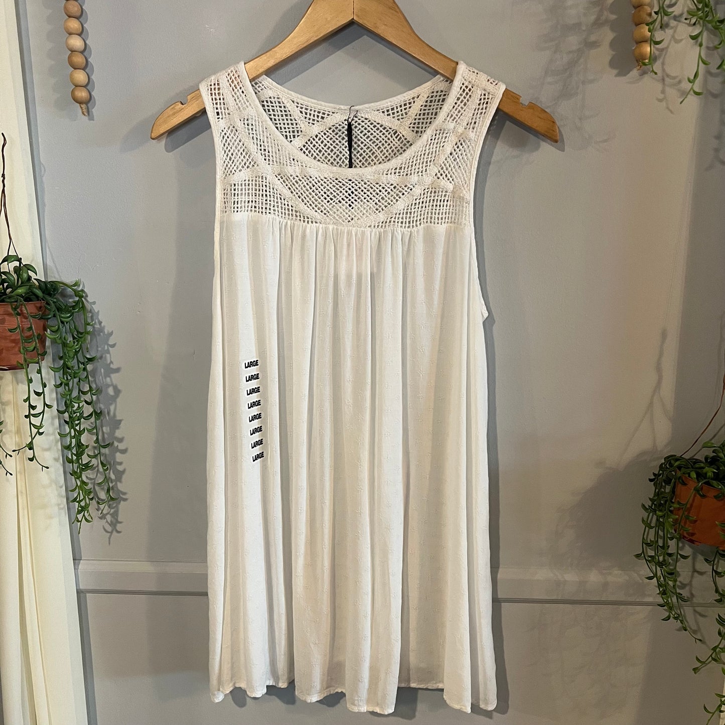 Crocheted accents flowy tank, White