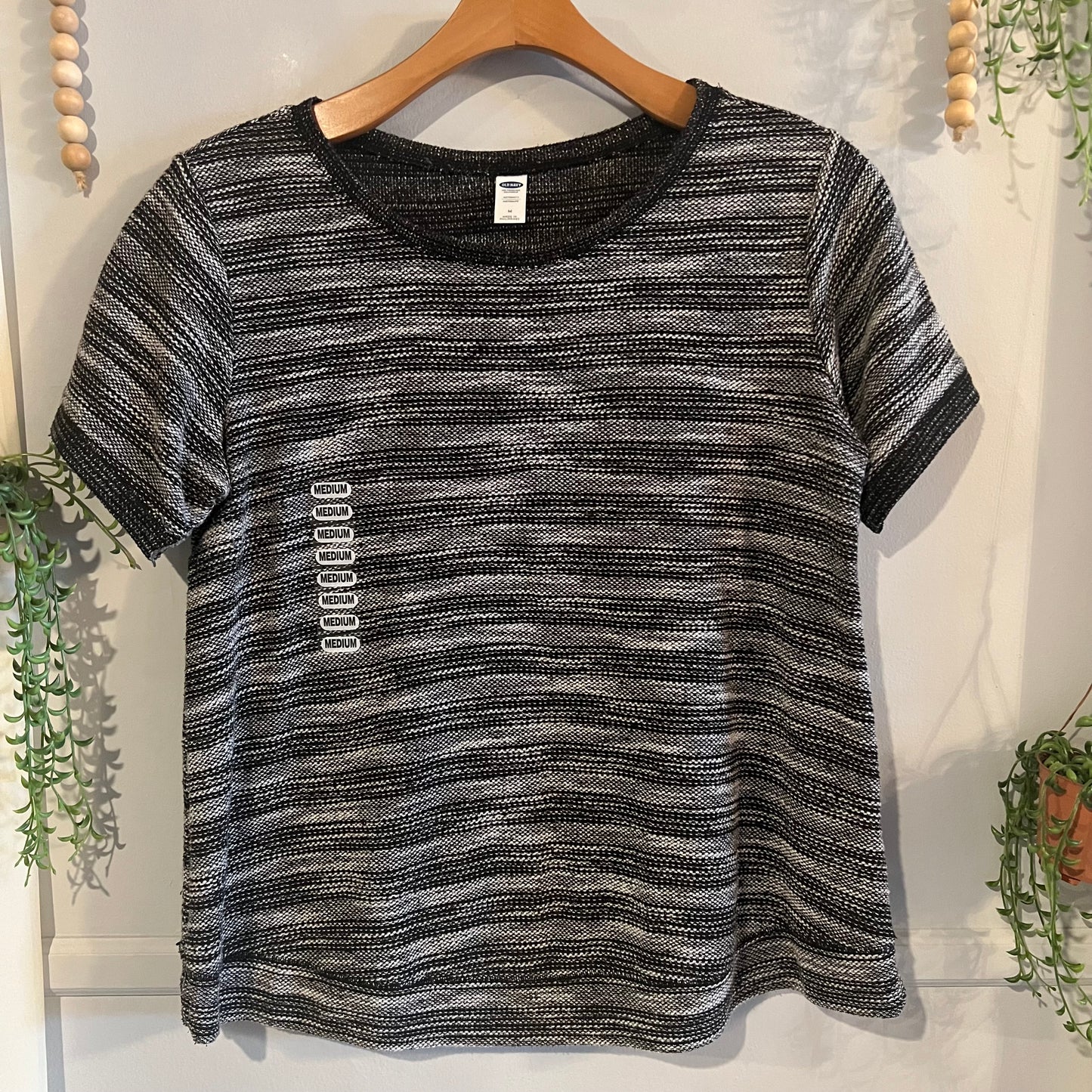 Boxy SS round neck sweater, Black