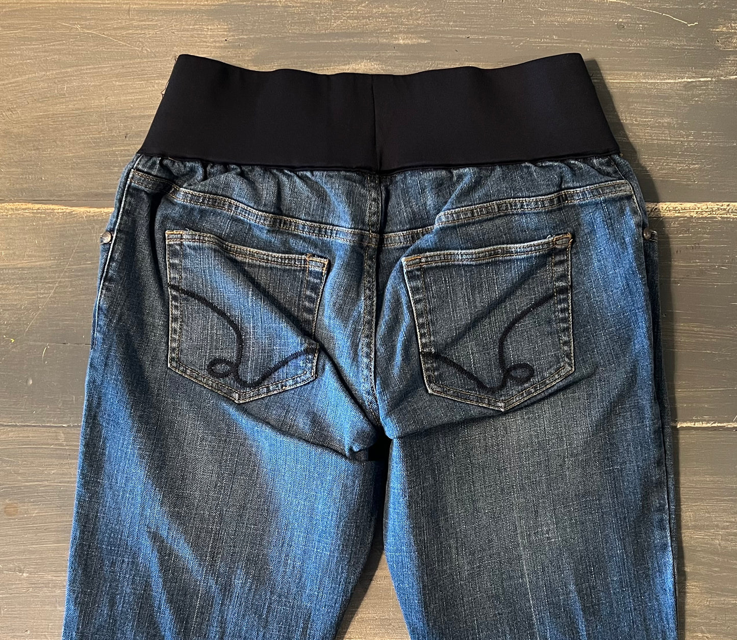 Under-belly panel 28" bootcut jeans, Medium wash