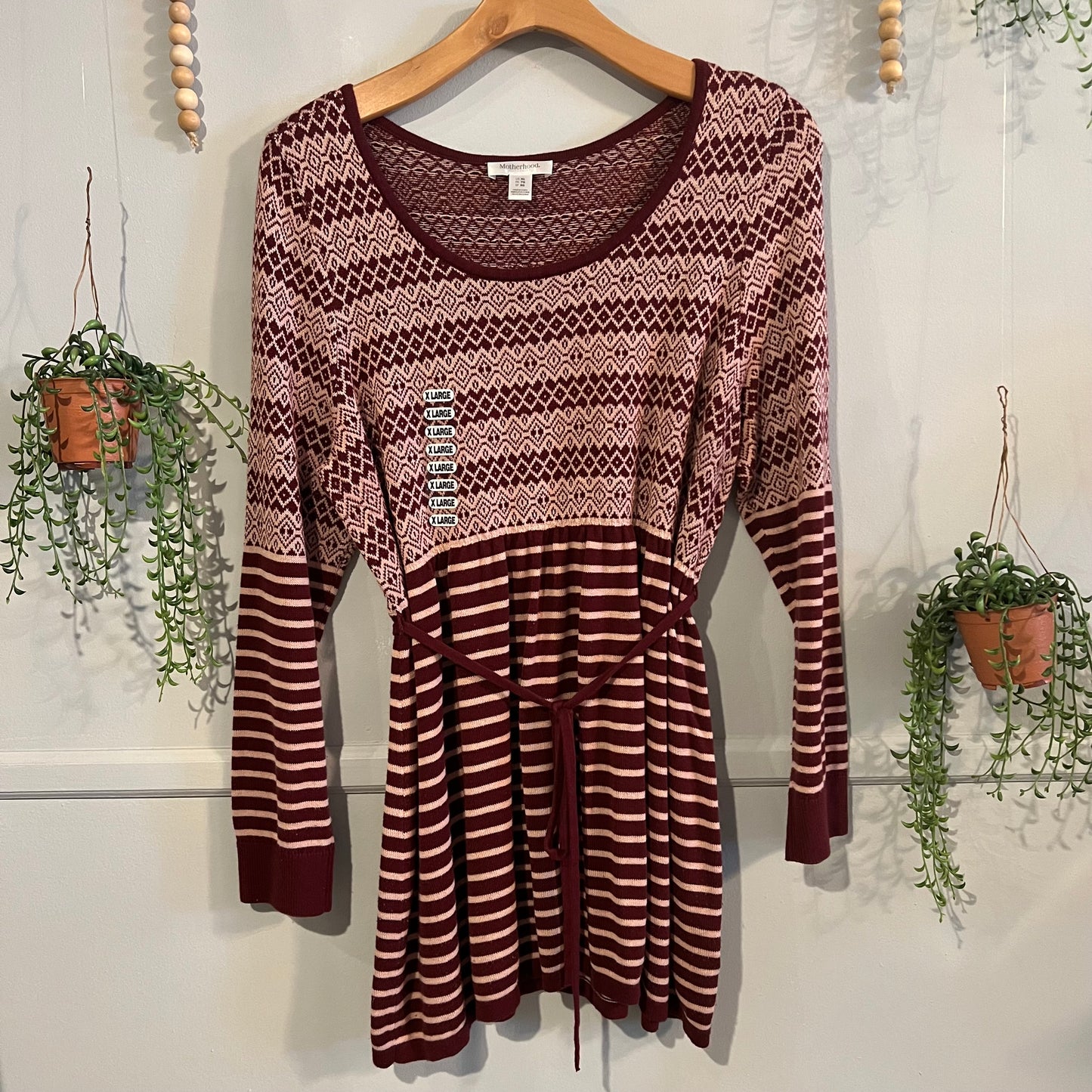 Cozy knit belted scoop neck LS tunic, Maroon