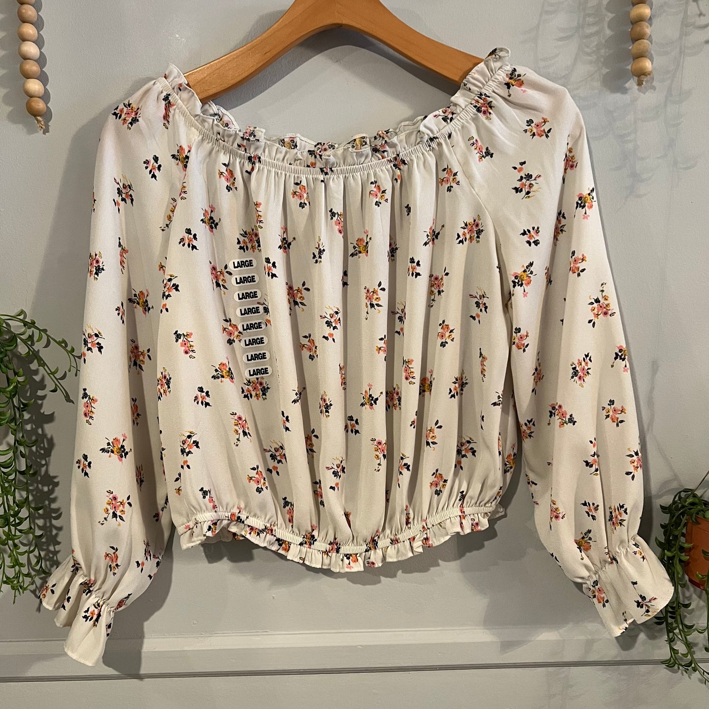 Boho florals cinched LS crop top, Cream