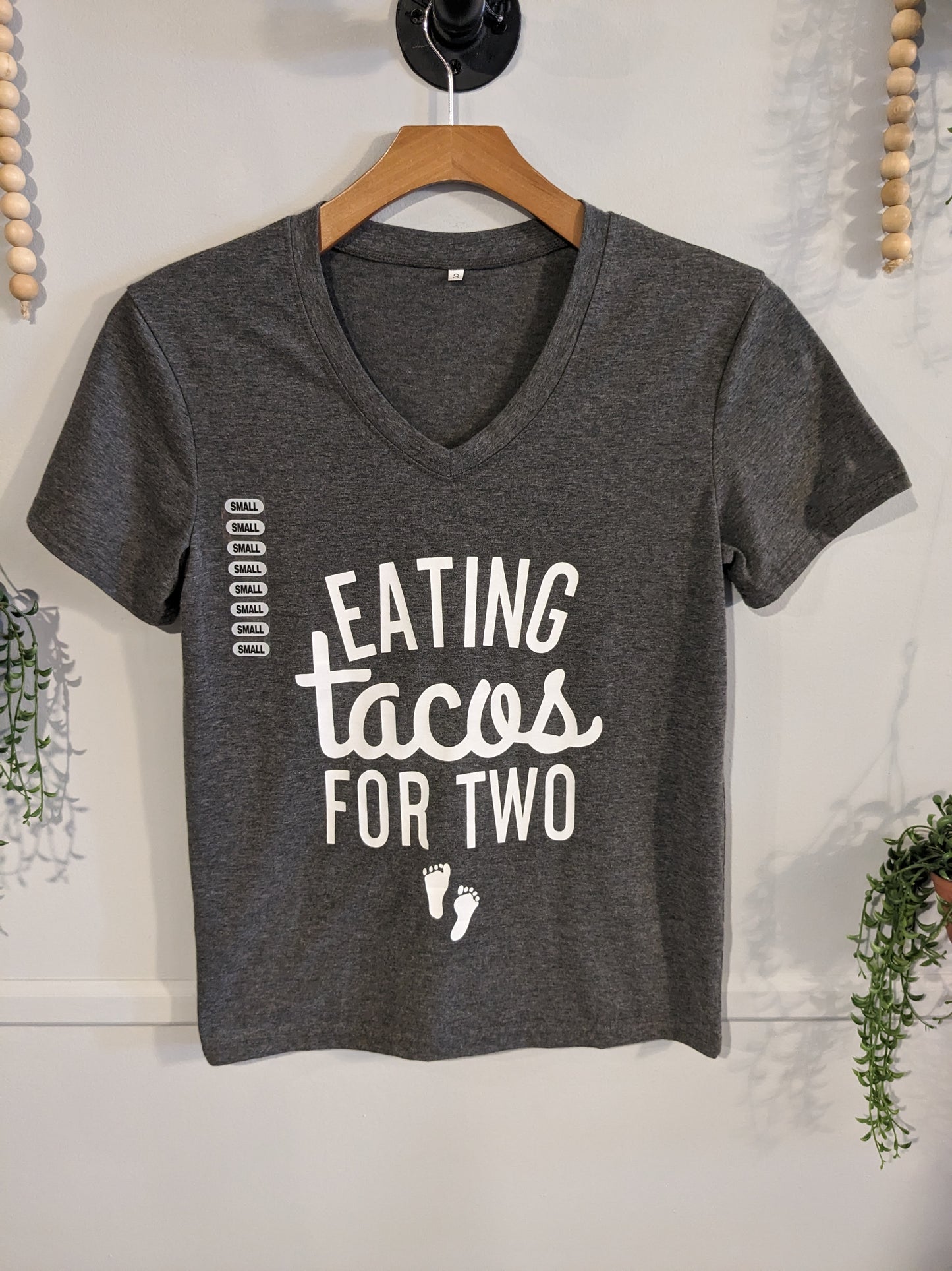 'Eating tacos for two' graphic SS tee, Grey
