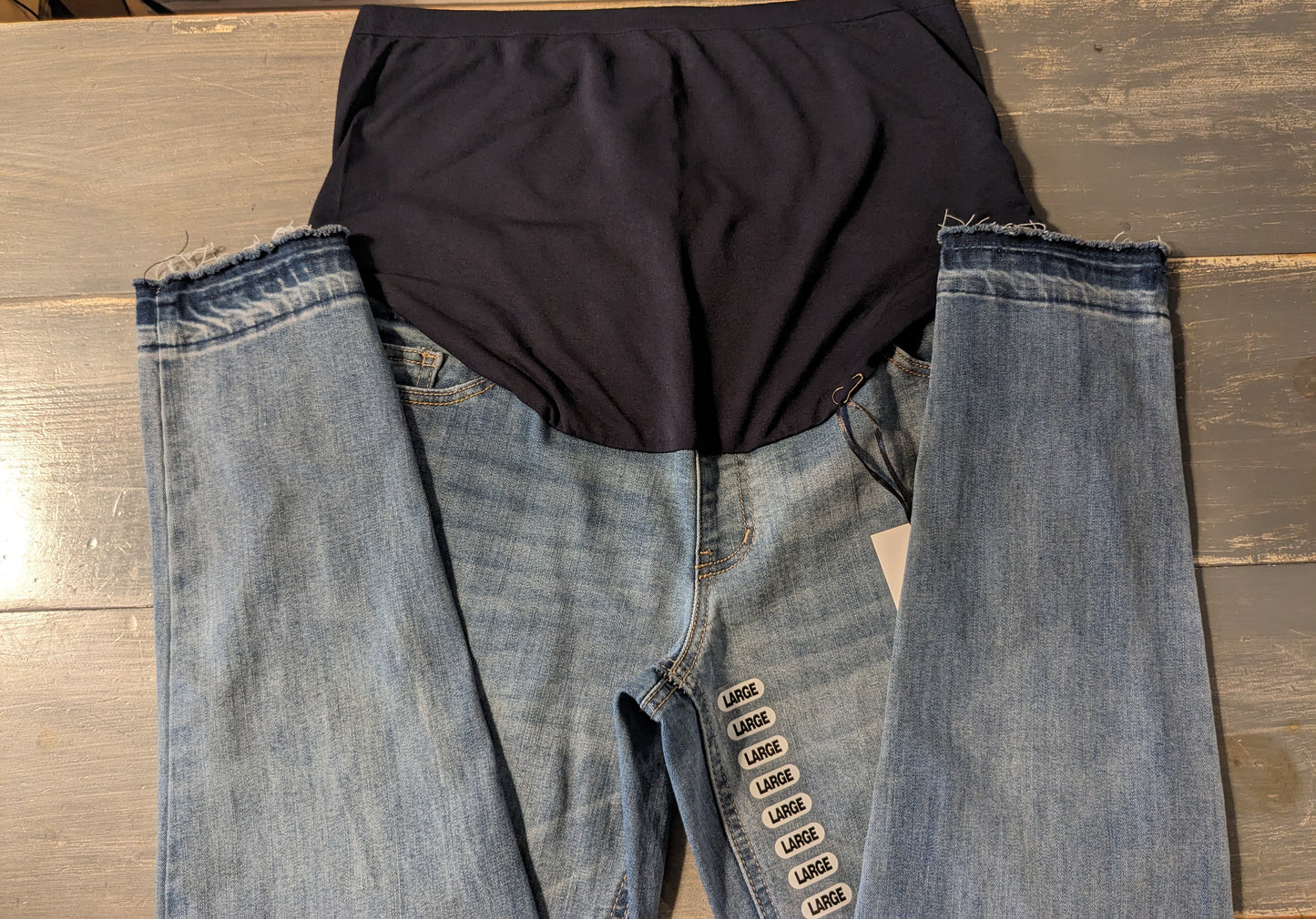 Ombre raw hem full panel 27" skinny jeans, Medium wash