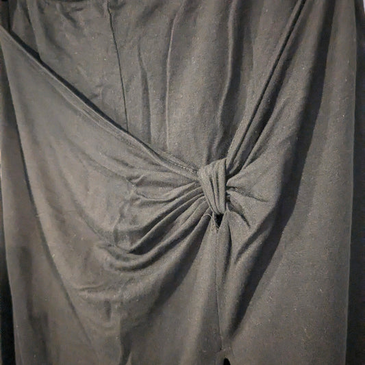 High-waisted front knot slit midi skort, Black