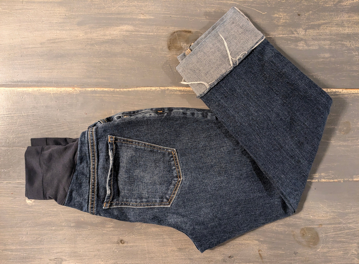 Full panel cropped 22" boyfriend jeans, Dark wash