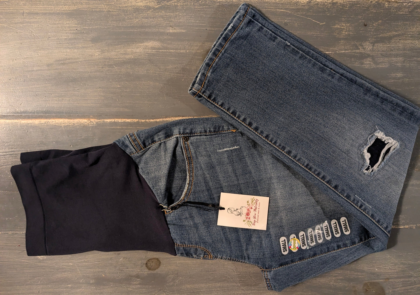 Full panel 24" girlfriend jeans, Medium wash