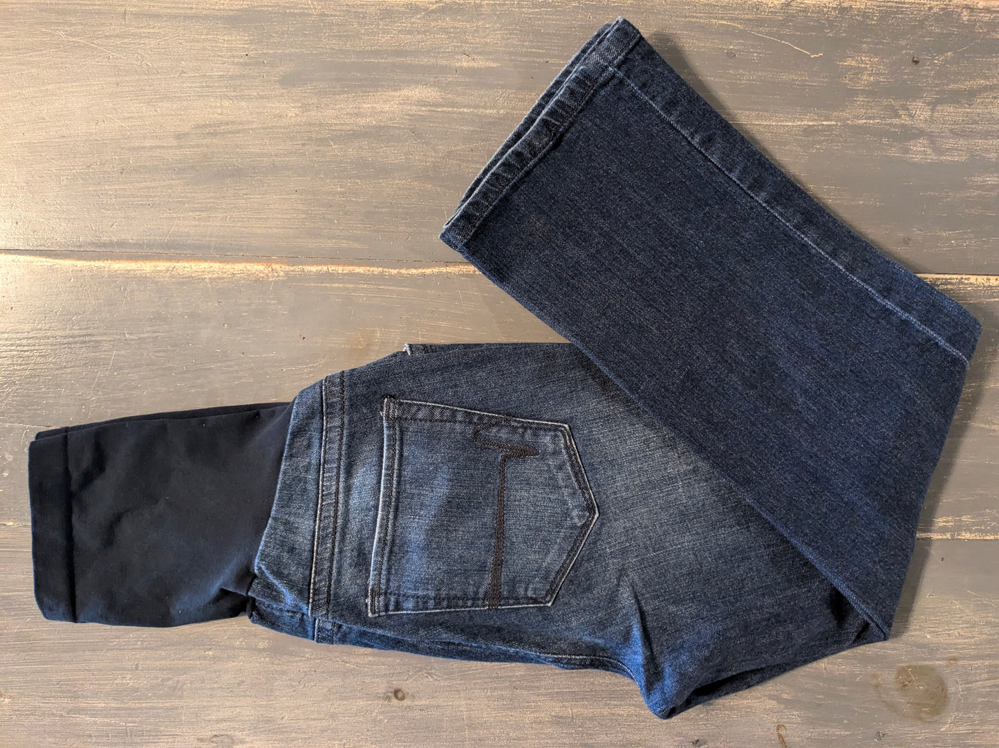 Full panel straight leg 23" cropped jeans, Medium wash