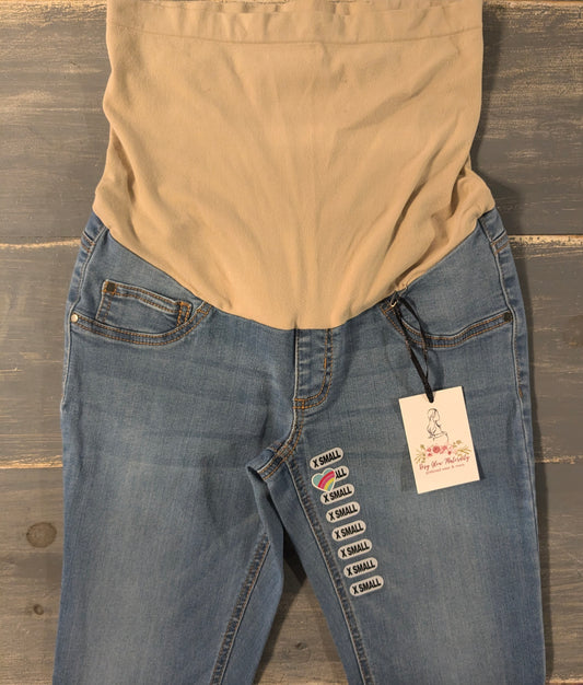 Full panel 26" distressed skinny jeans, Light wash