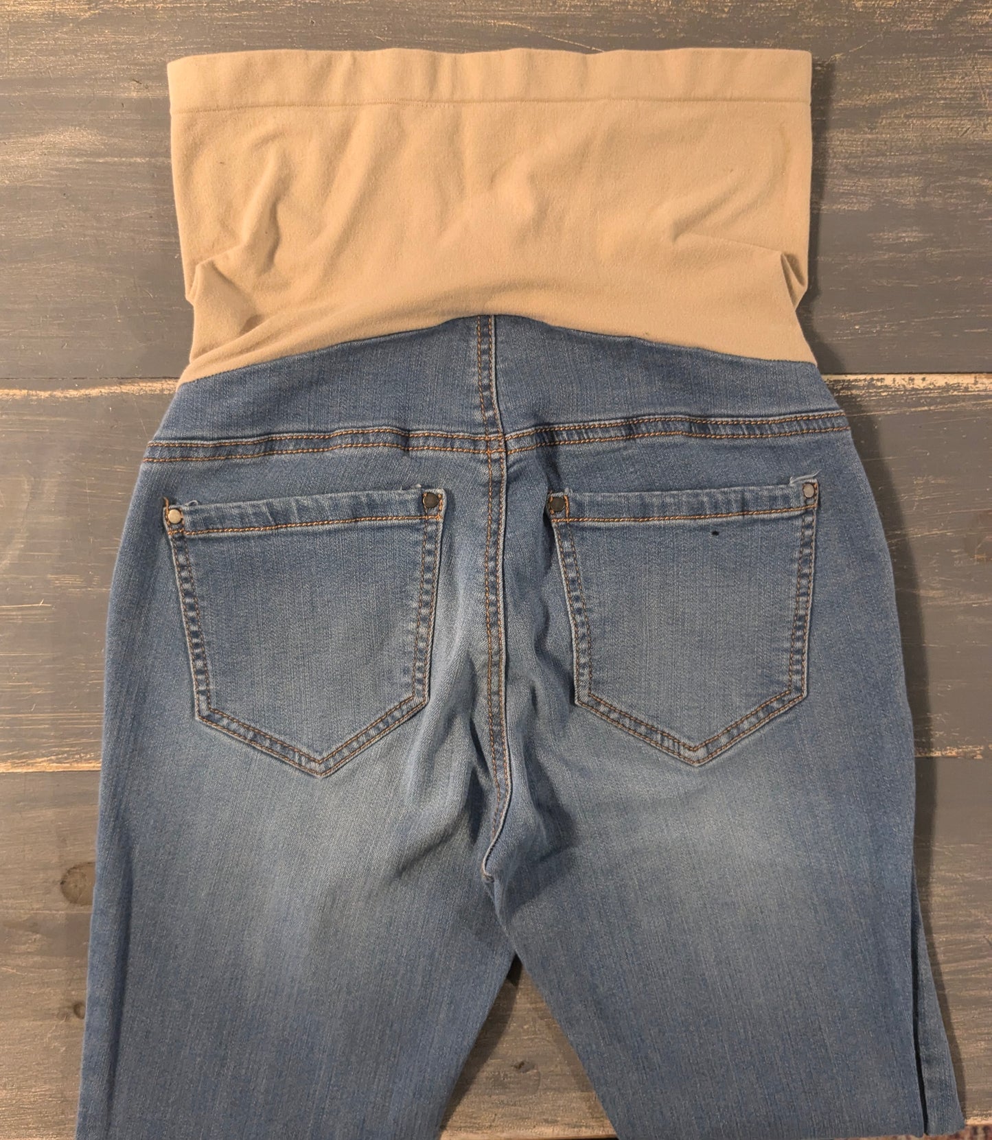 Full panel 26" distressed skinny jeans, Light wash