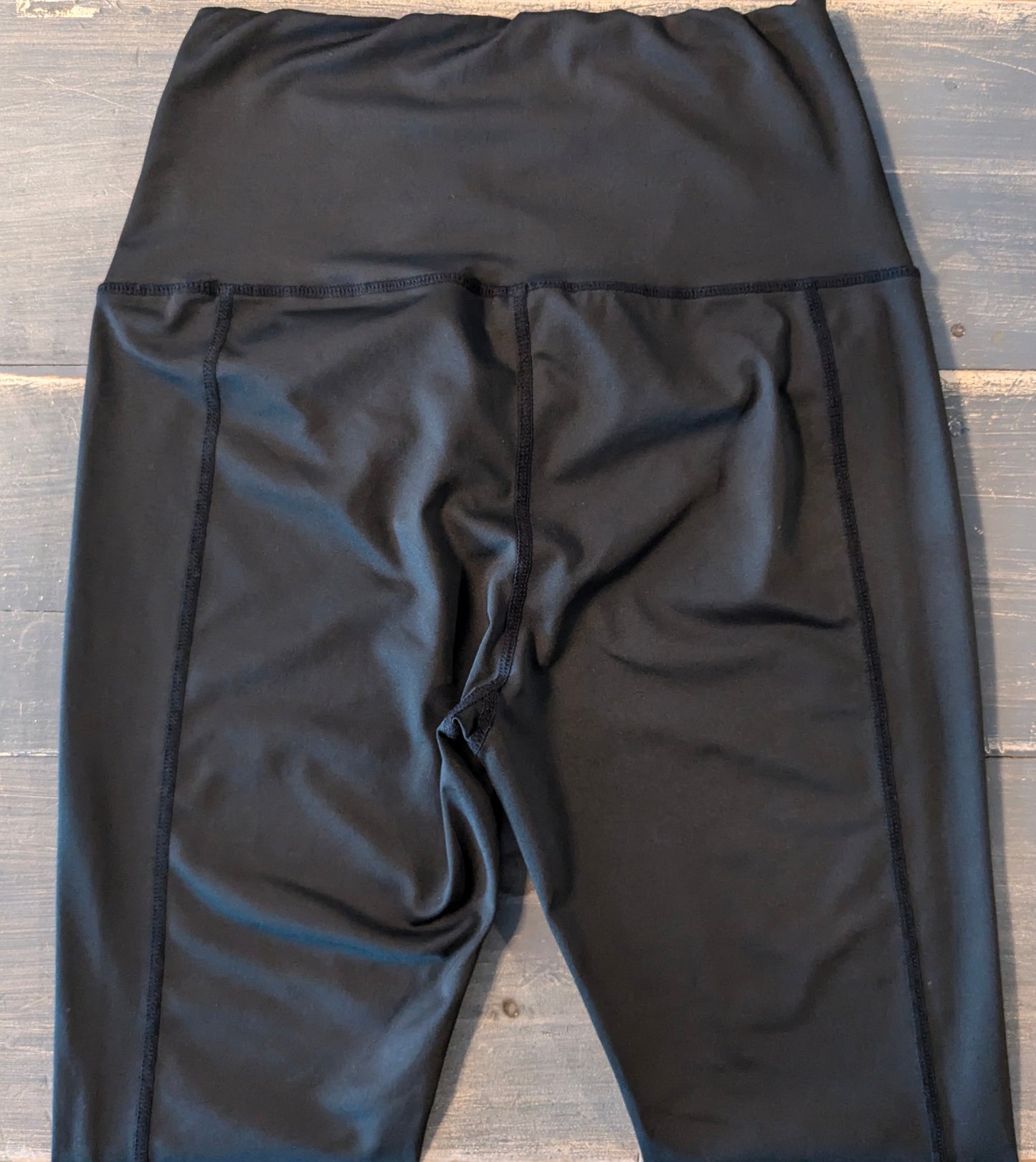 Under-belly crisscross panel 25" active leggings, Black