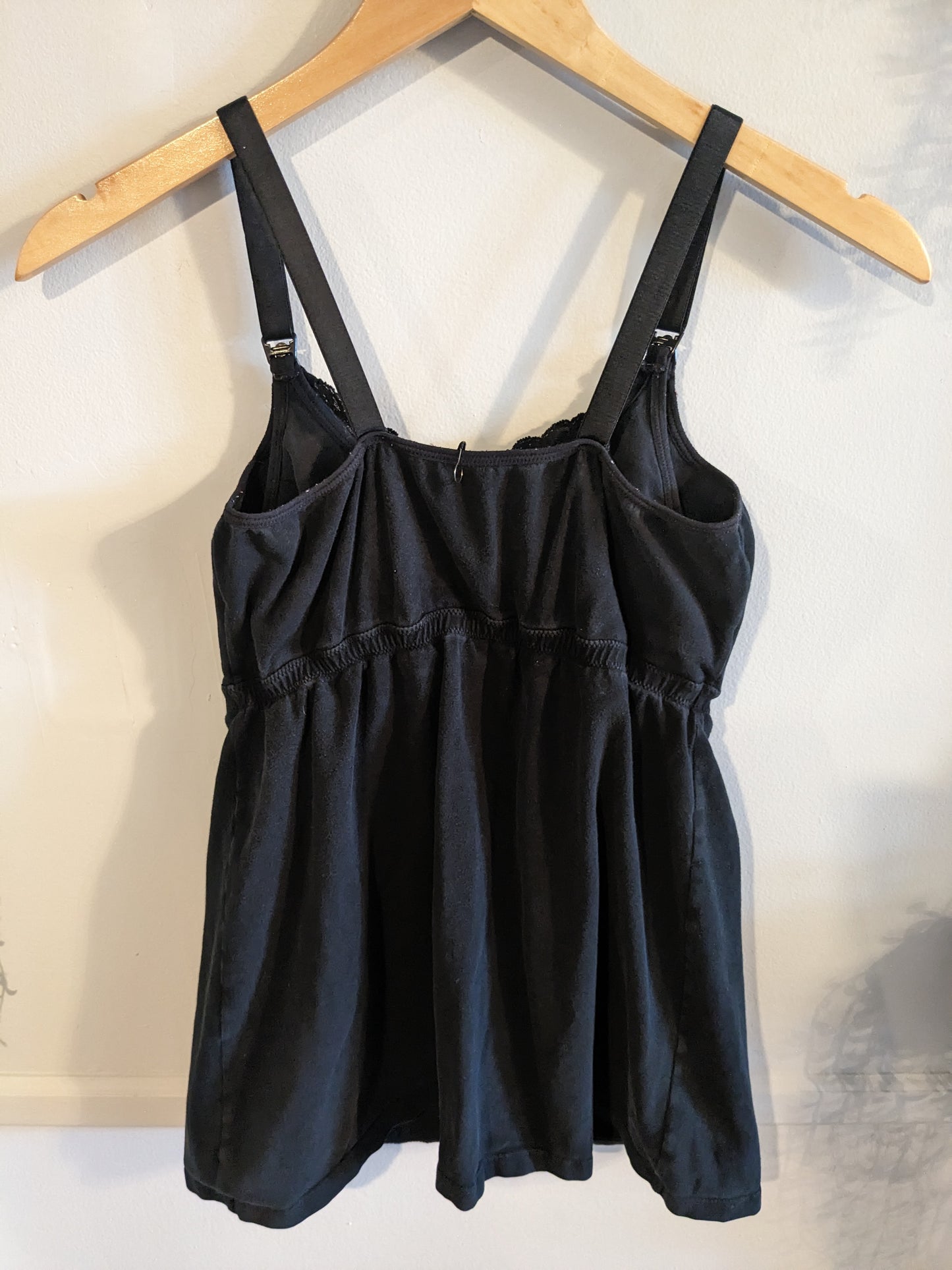Lace trim adjustable strap clasp cami, Black -NF