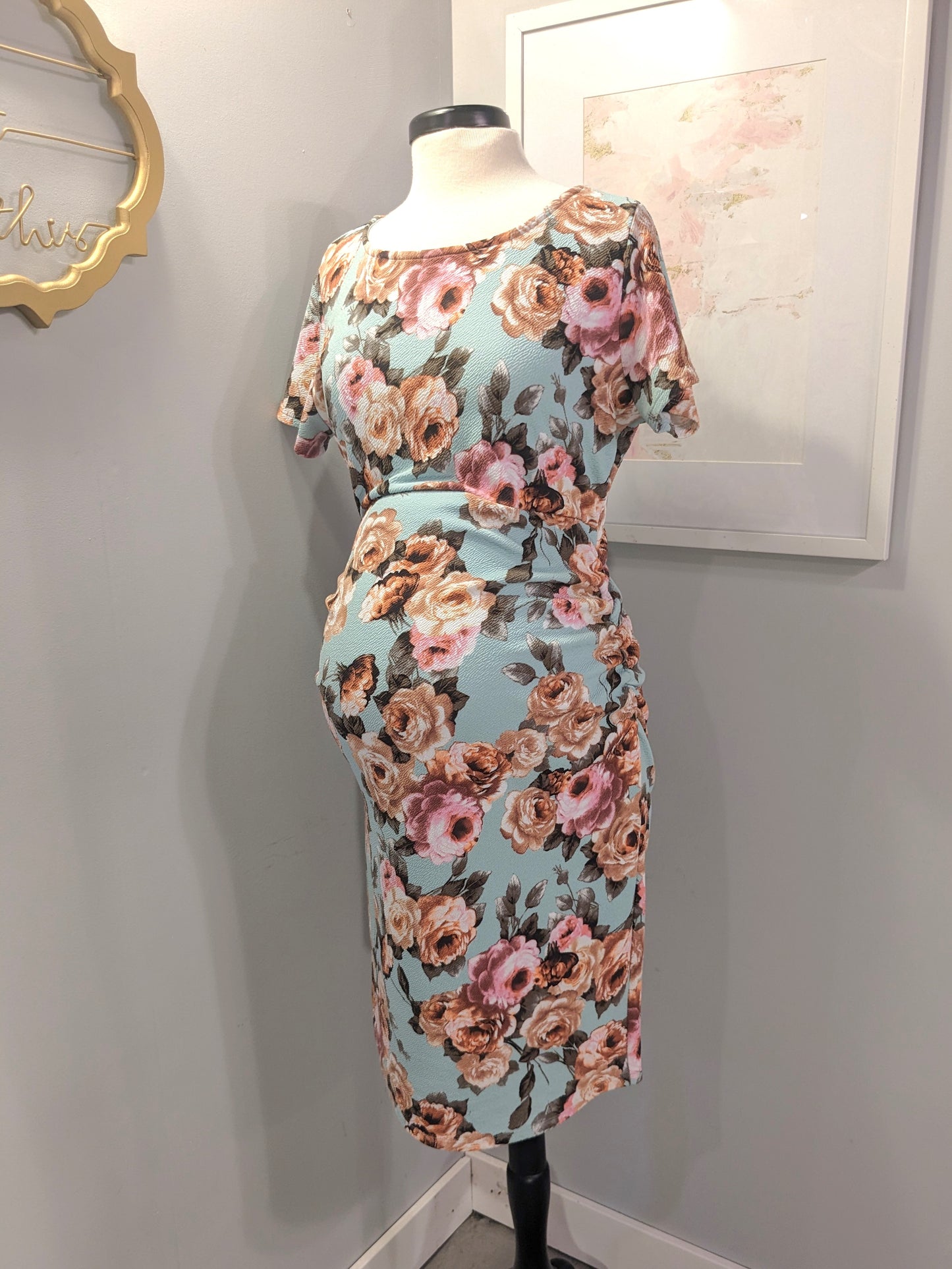 Neutral Blooms Mini in Sky Blue