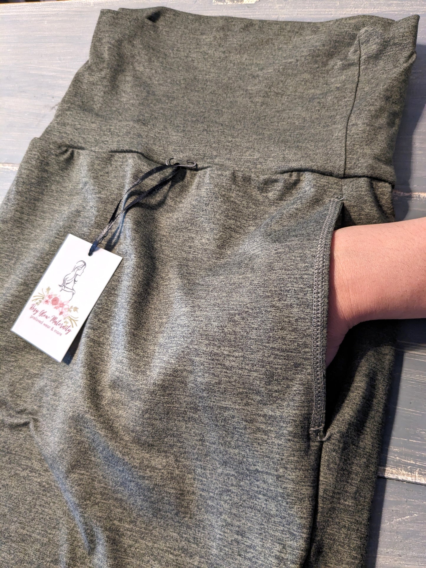 Super soft cuffed 25" lounge pants w/ pockets, Olive