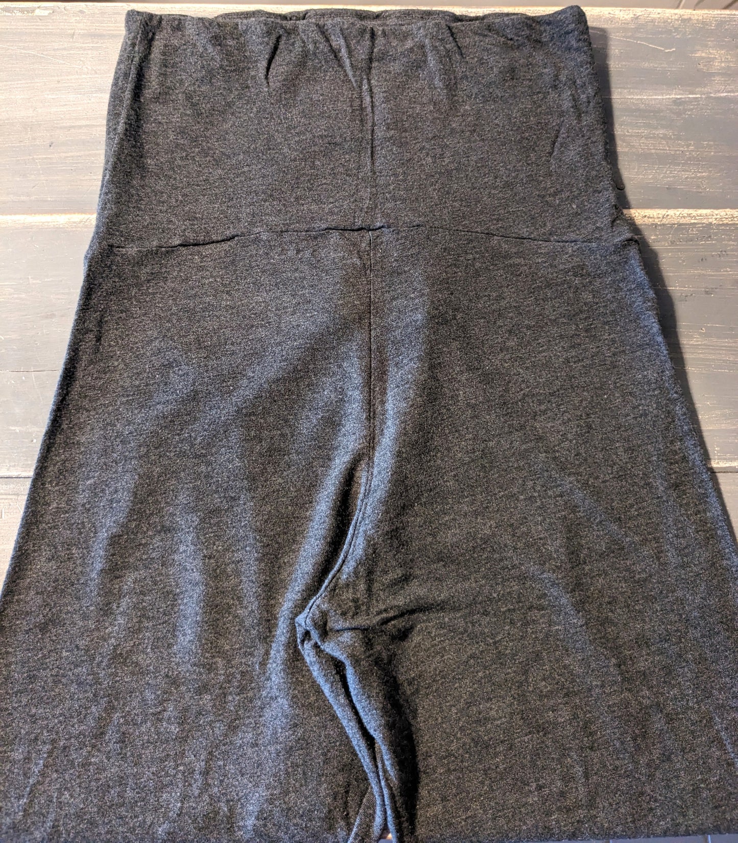 Classic full panel 22" cropped leggings, Charcoal