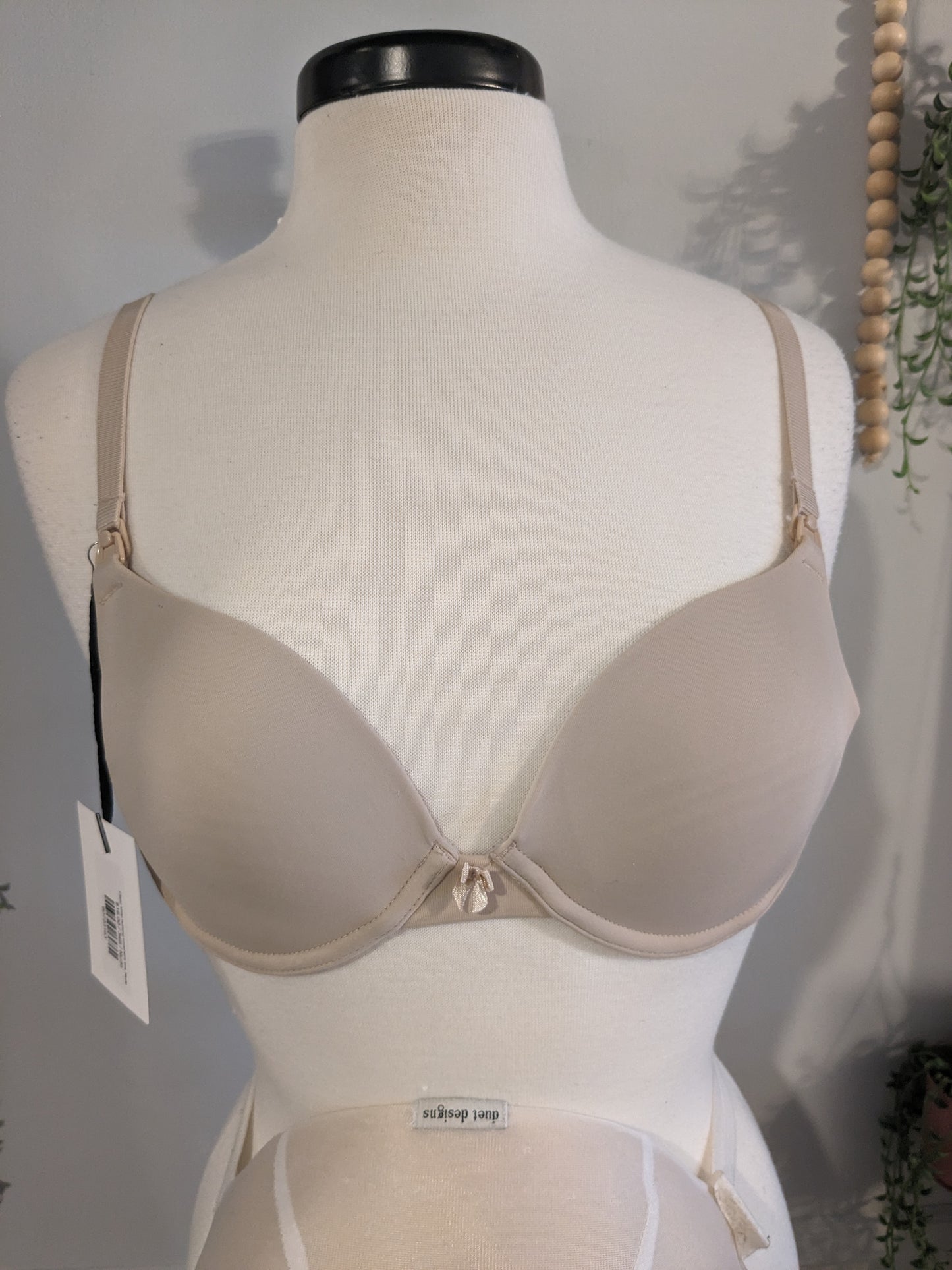Clasp strap nursing underwire bra, Nude