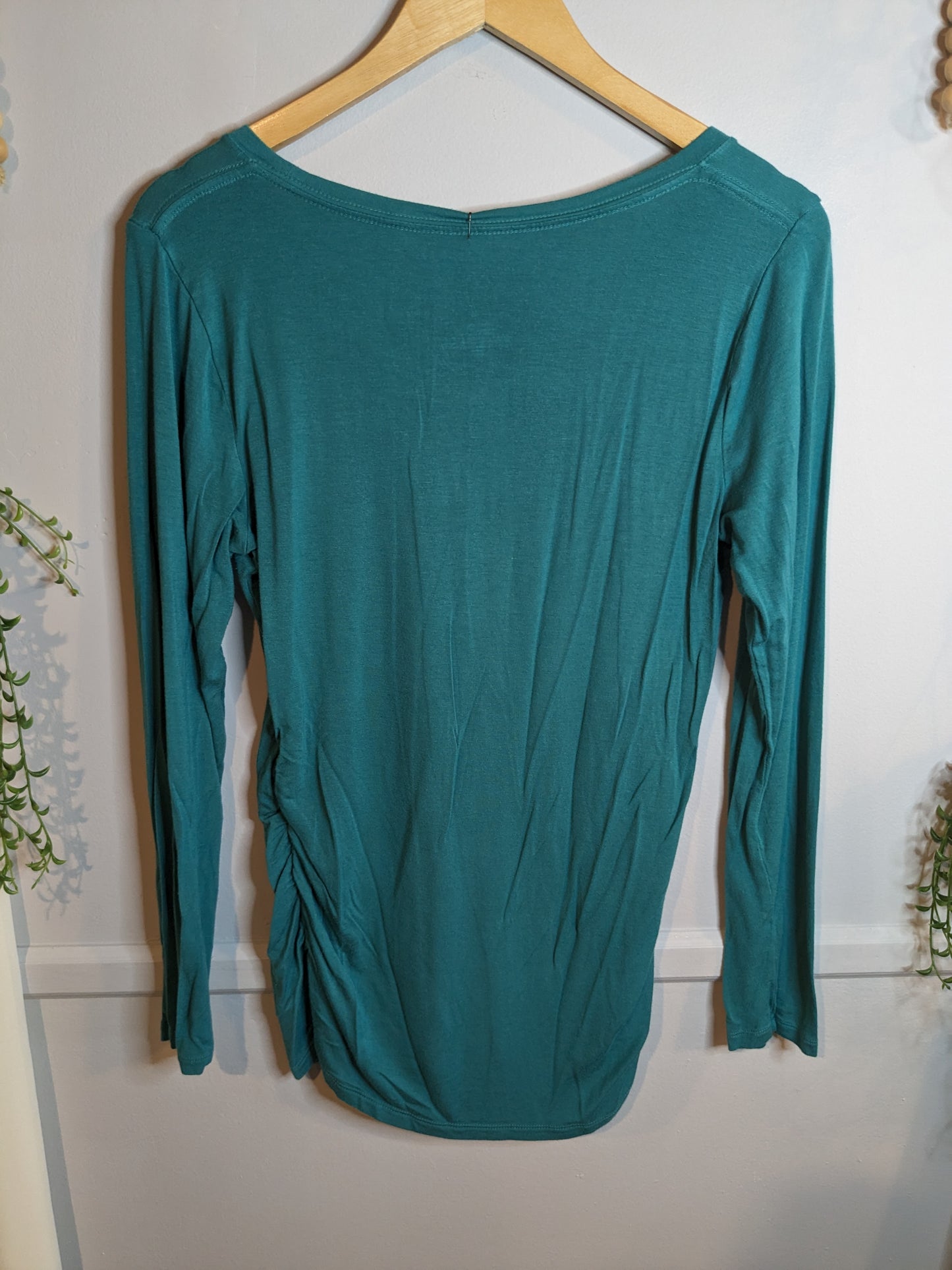 Classic fitted round neck LS tee, Multi