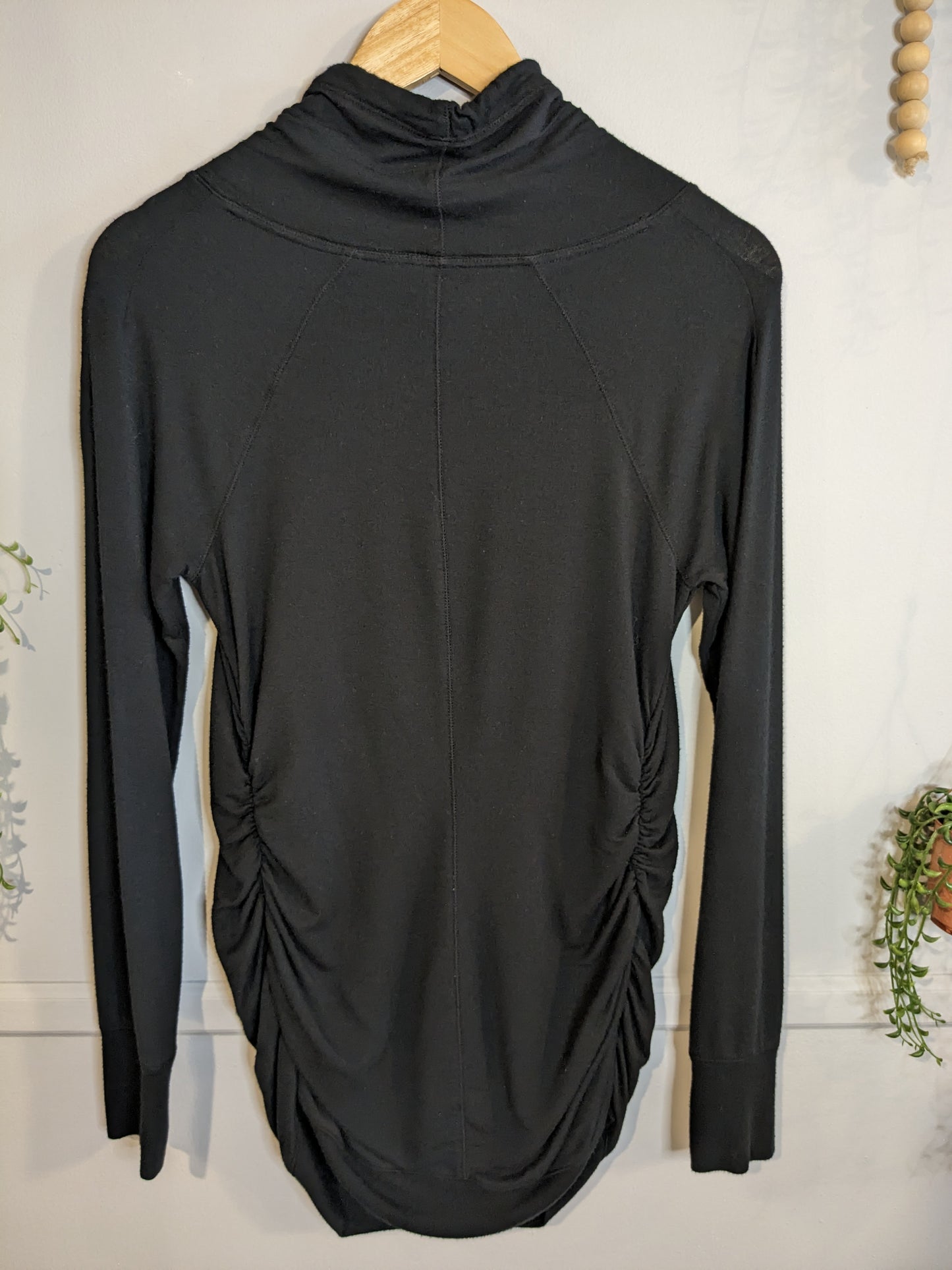 Drawstring cowl neck LS top, Multi