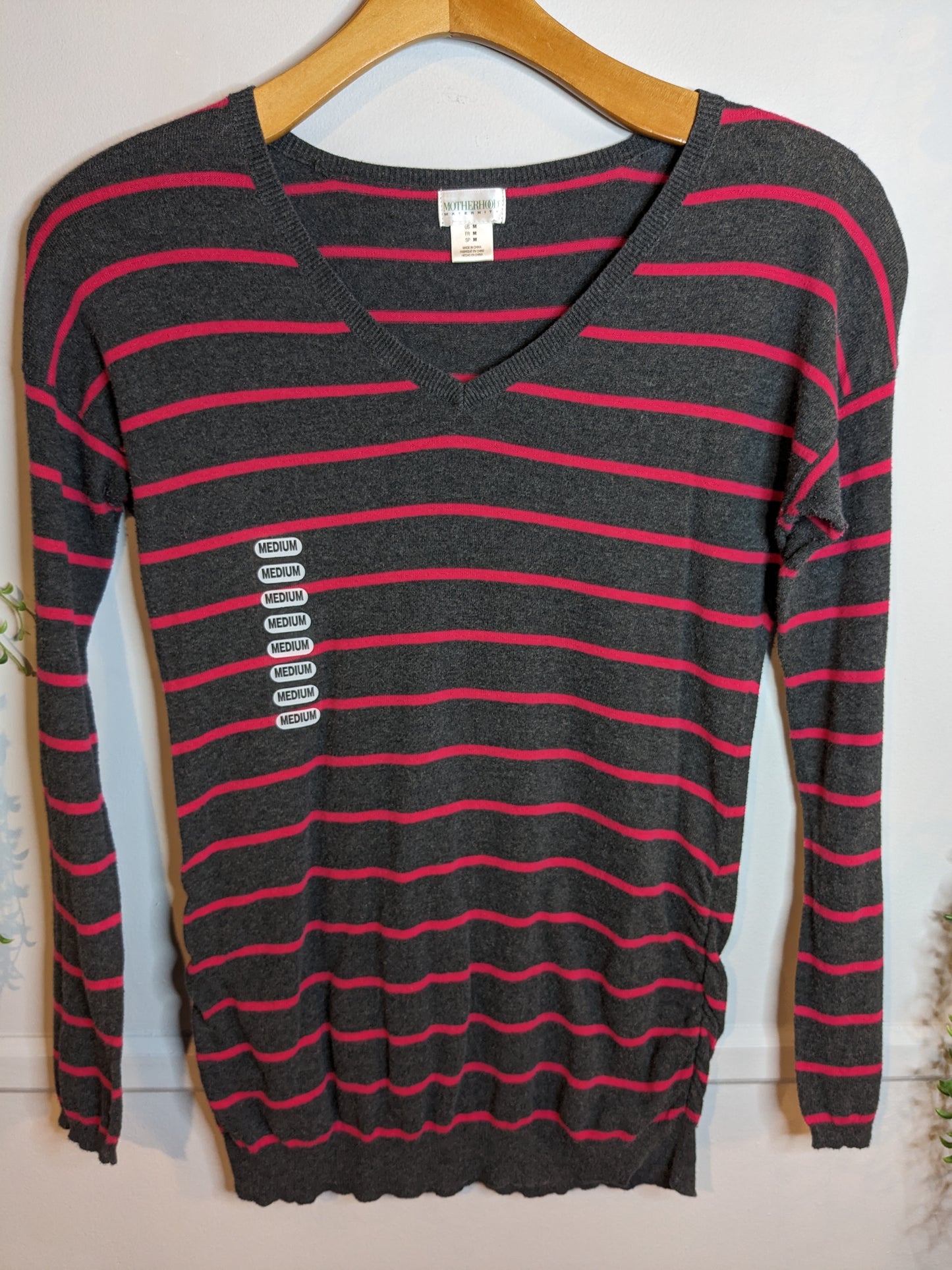 V-neck lightweight LS sweater, Charcoal stripes