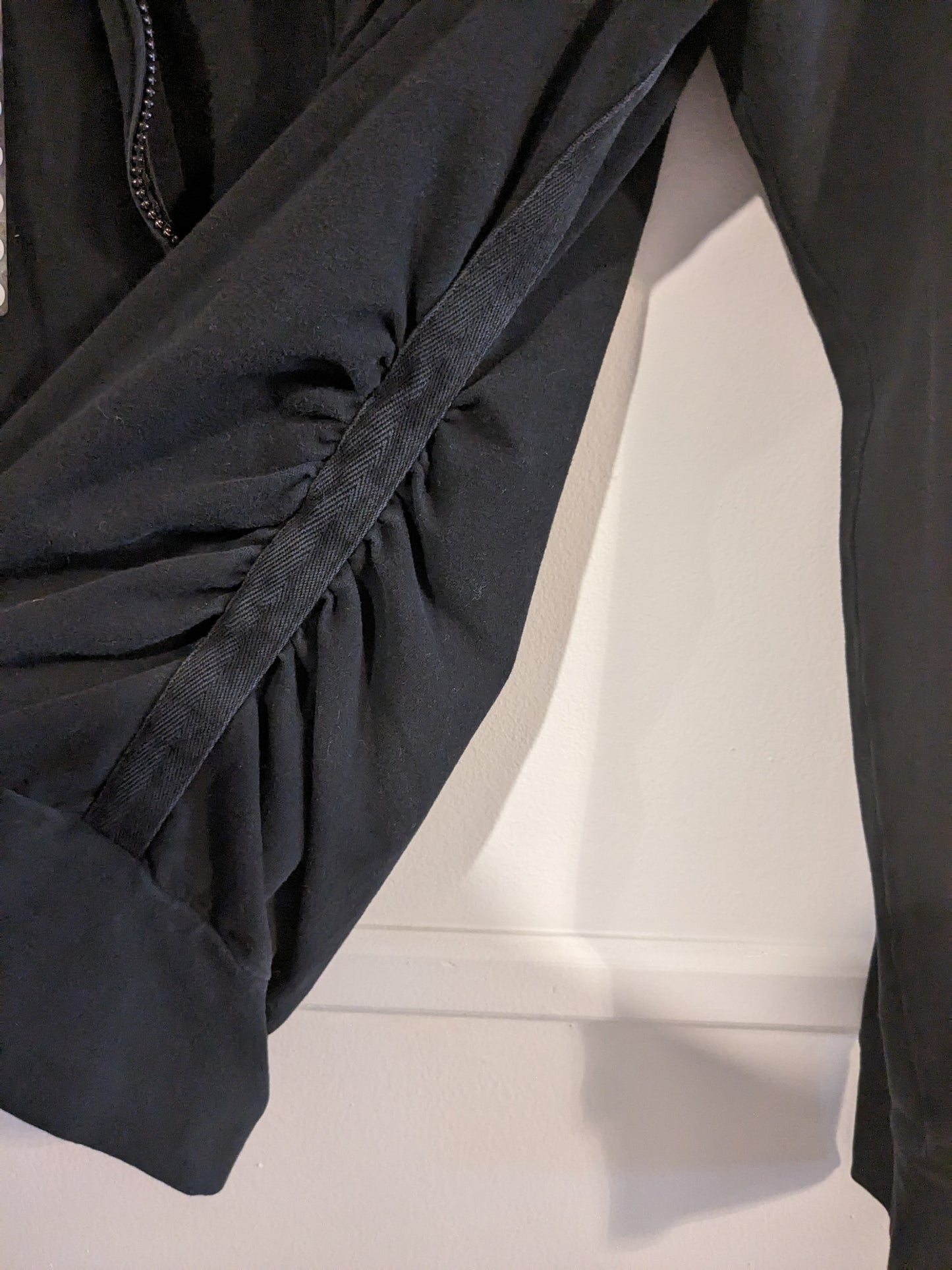 Mock neck LS front zipper, Black -NF