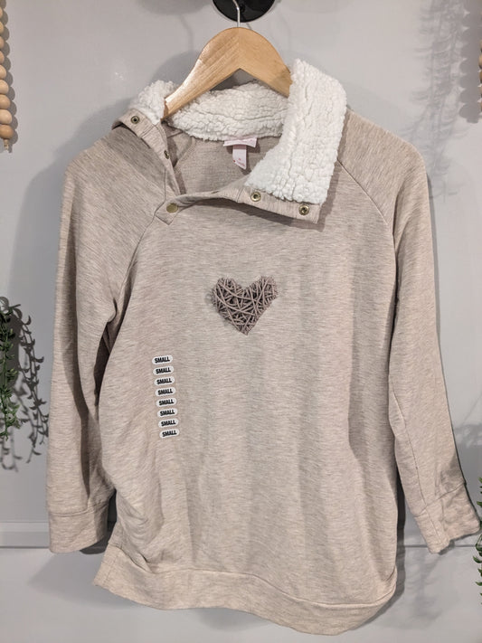 String art heart extra cozy LS snap top, Sand