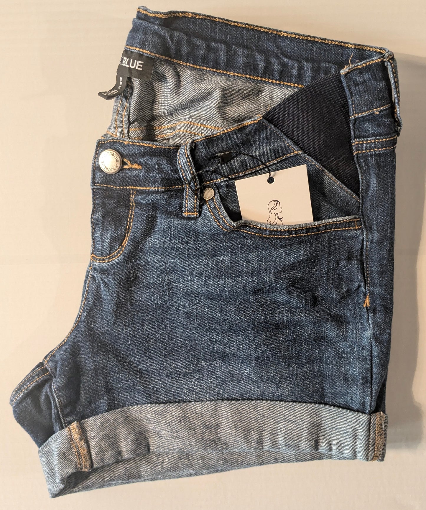 Side panels 3.5" cuffed denim shorts, Dark wash