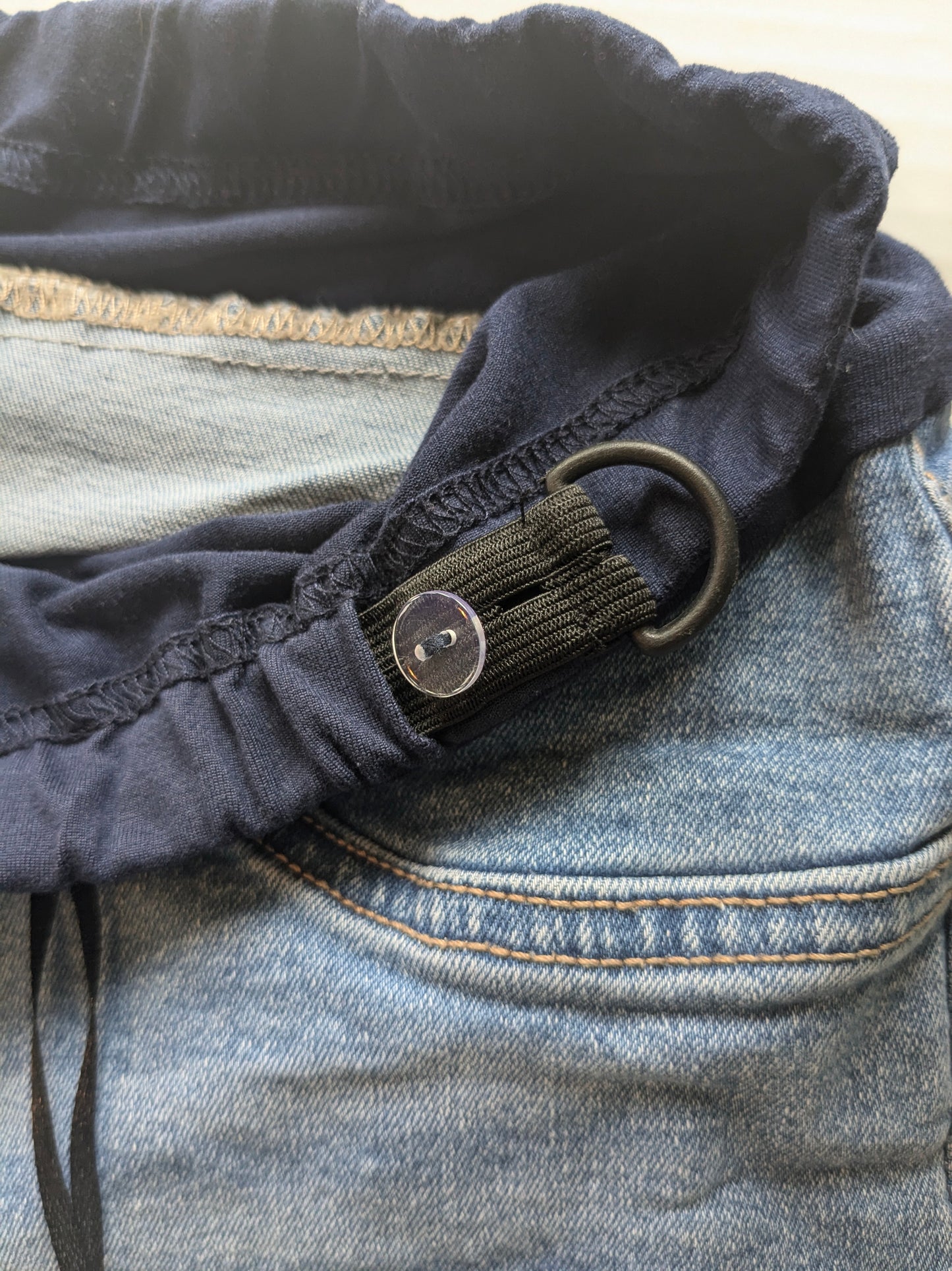 Full panel 5" cuffed denim shorts, Medium wash