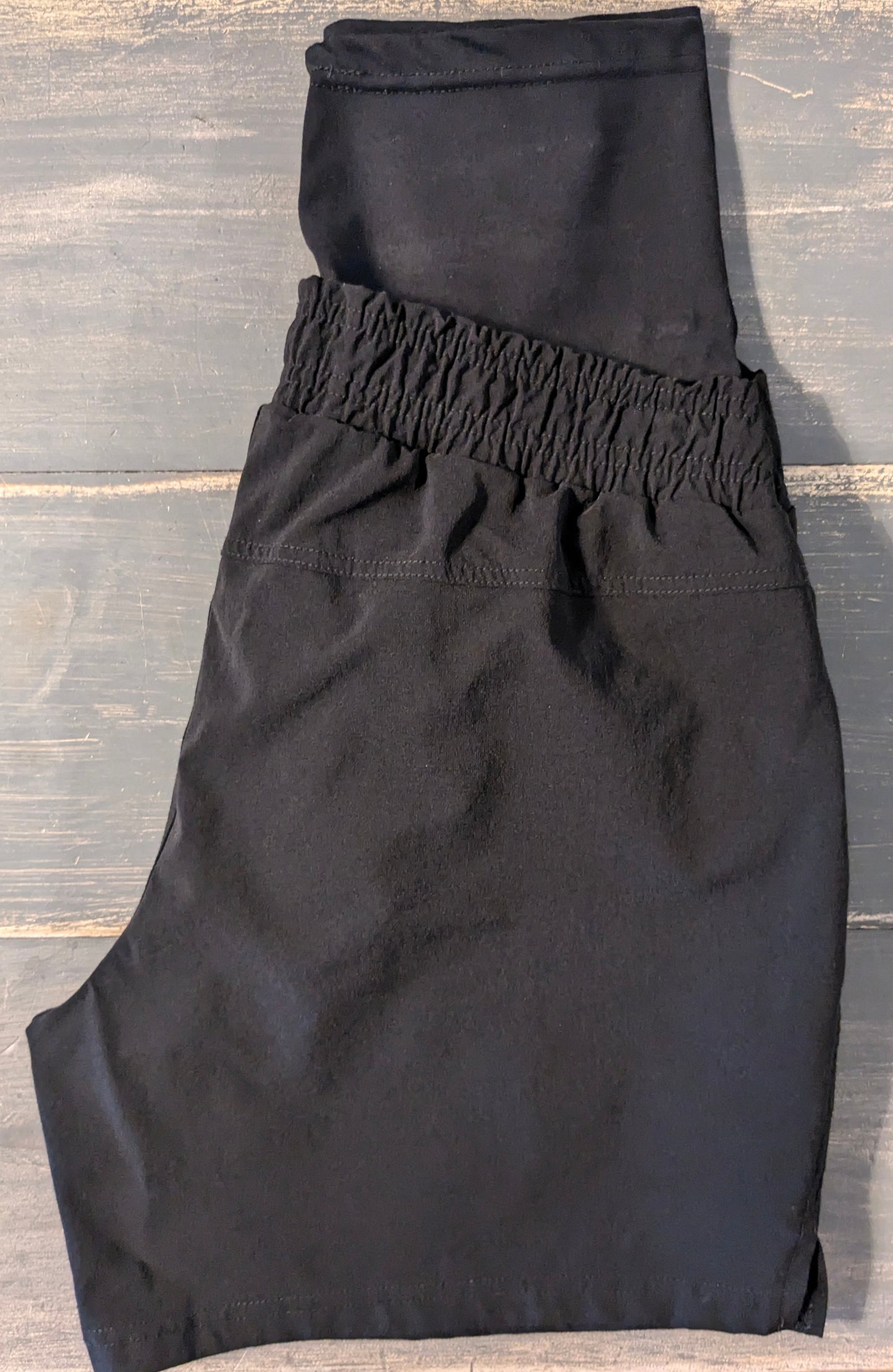 True panel 5" active pocket shorts, Multi